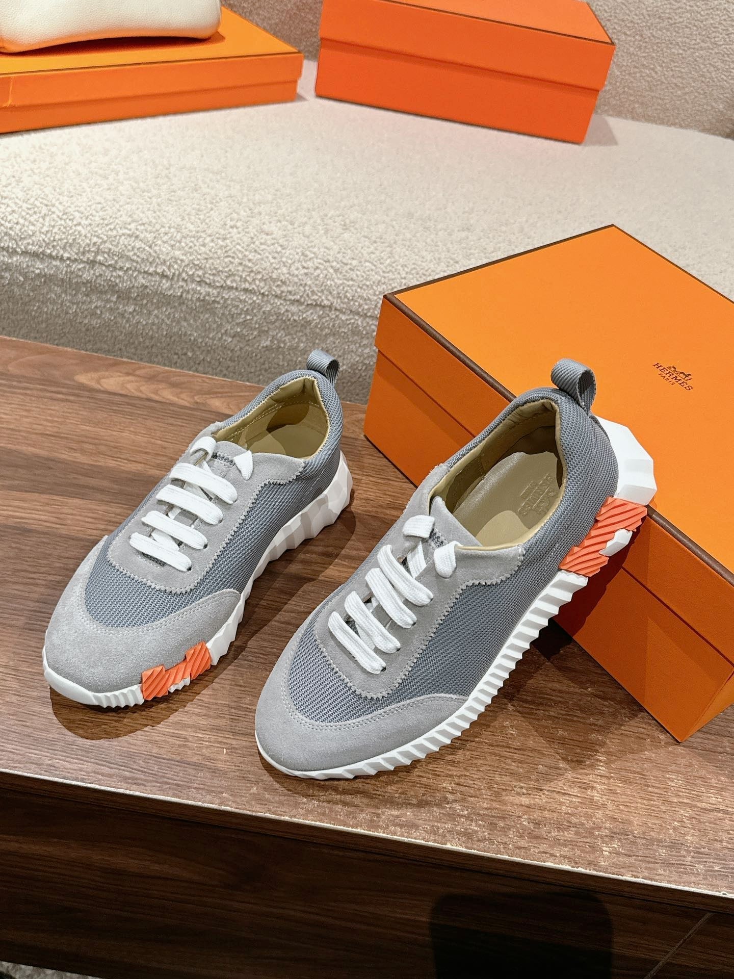 MAINLAND SNEAKER IN ASH GRAY SUEDE AND SHARK GRAY BREATHABLE MESH FABRIC、mysite、Cacoeks