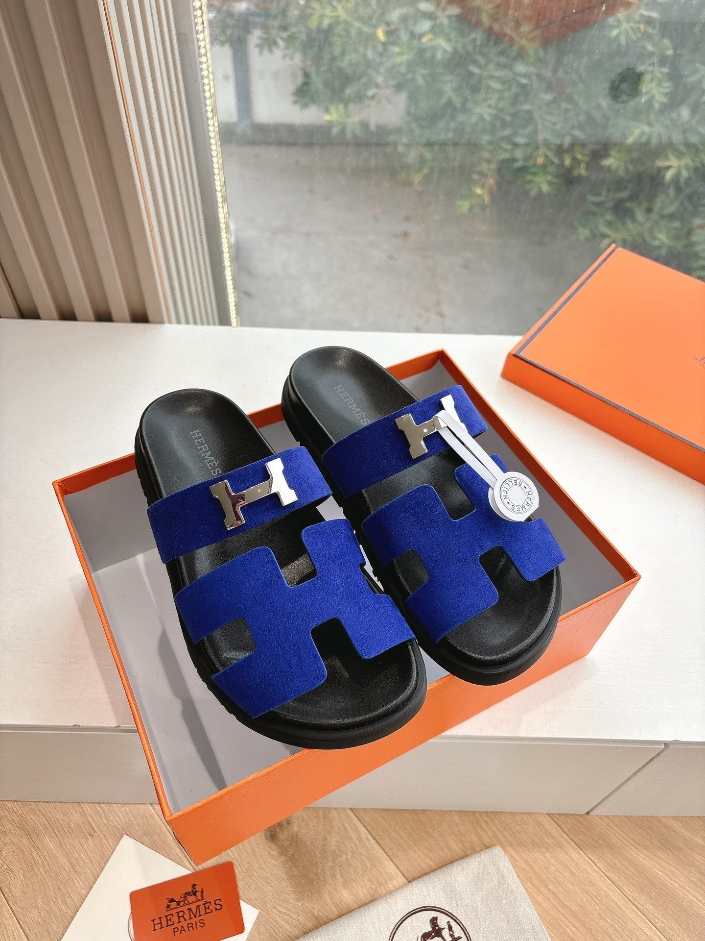 CHYPRE SANDAL IN COBALT BLUE SUEDE、mysite、Cacoeks