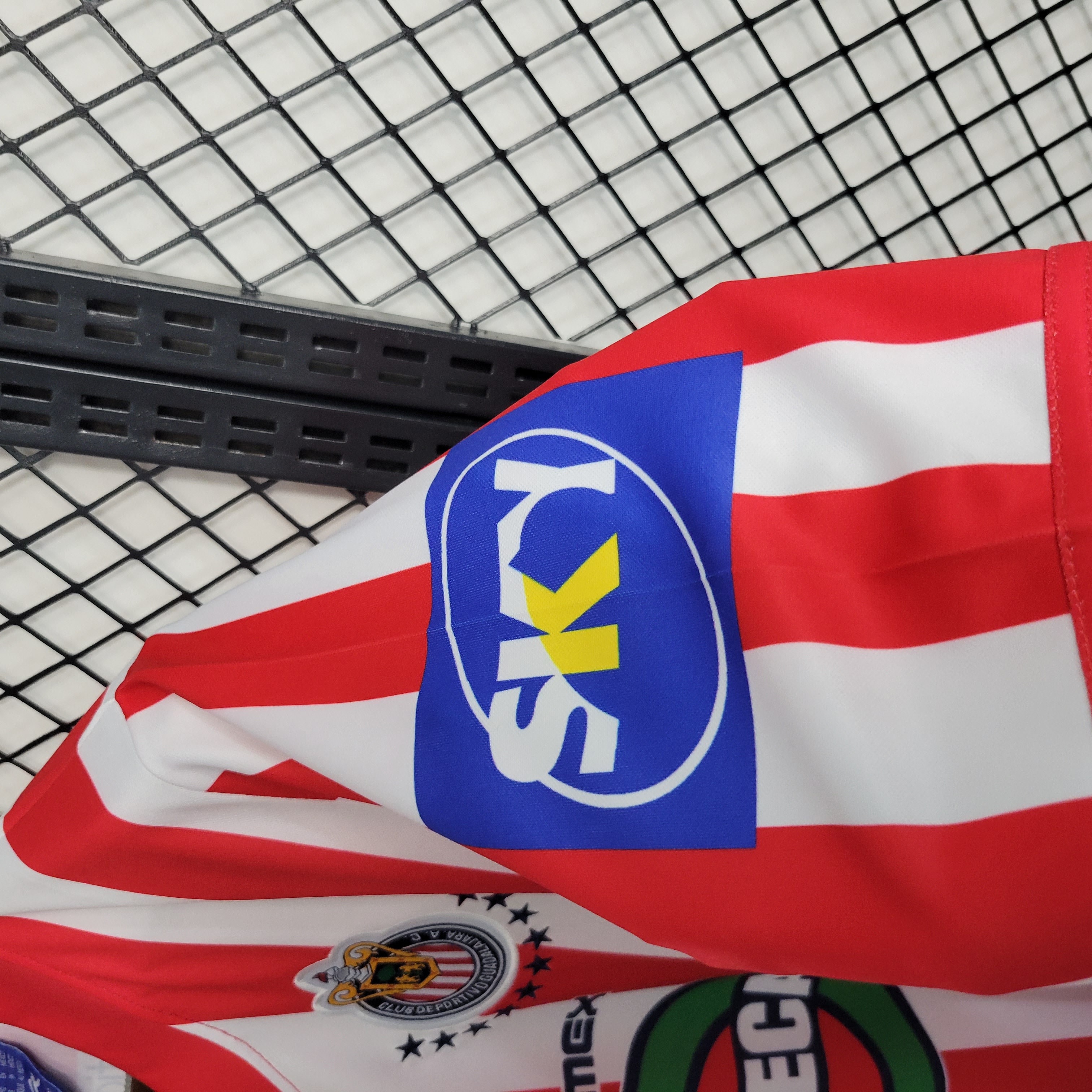 ManixJersey.com | Retro Chivas de Guadalajara 01-02 Home Stadium Jersey -Customize Name, Number and Patch | Worldwide Shipping