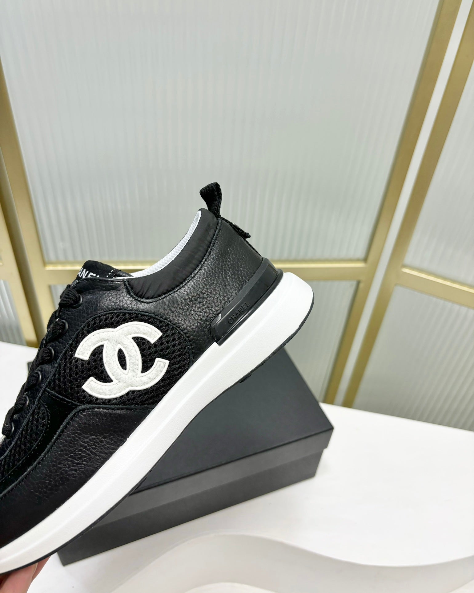 SNEAKER IN BLACK SUEDE WITH WHITE LOGO、mysite、Cacoeks