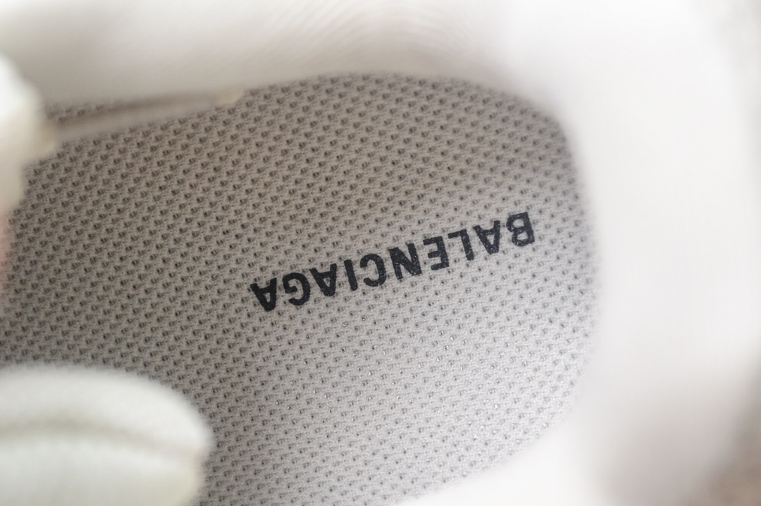 Balenciaga Track Trainer in Beige、mysite、Cacoeks