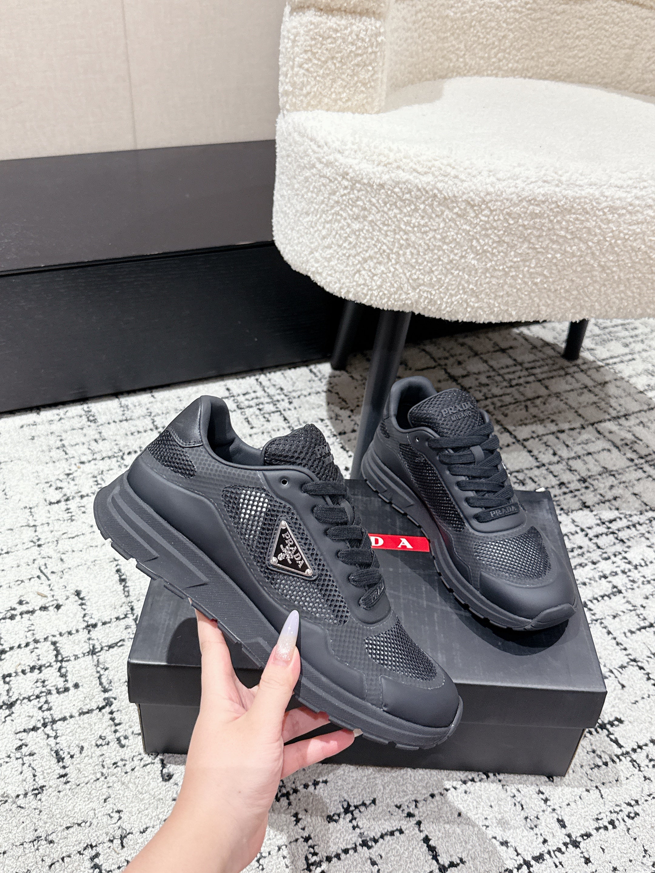 PRADA 25S MEN SNEAKERS IN BLACK CANVAS、mysite、Cacoeks