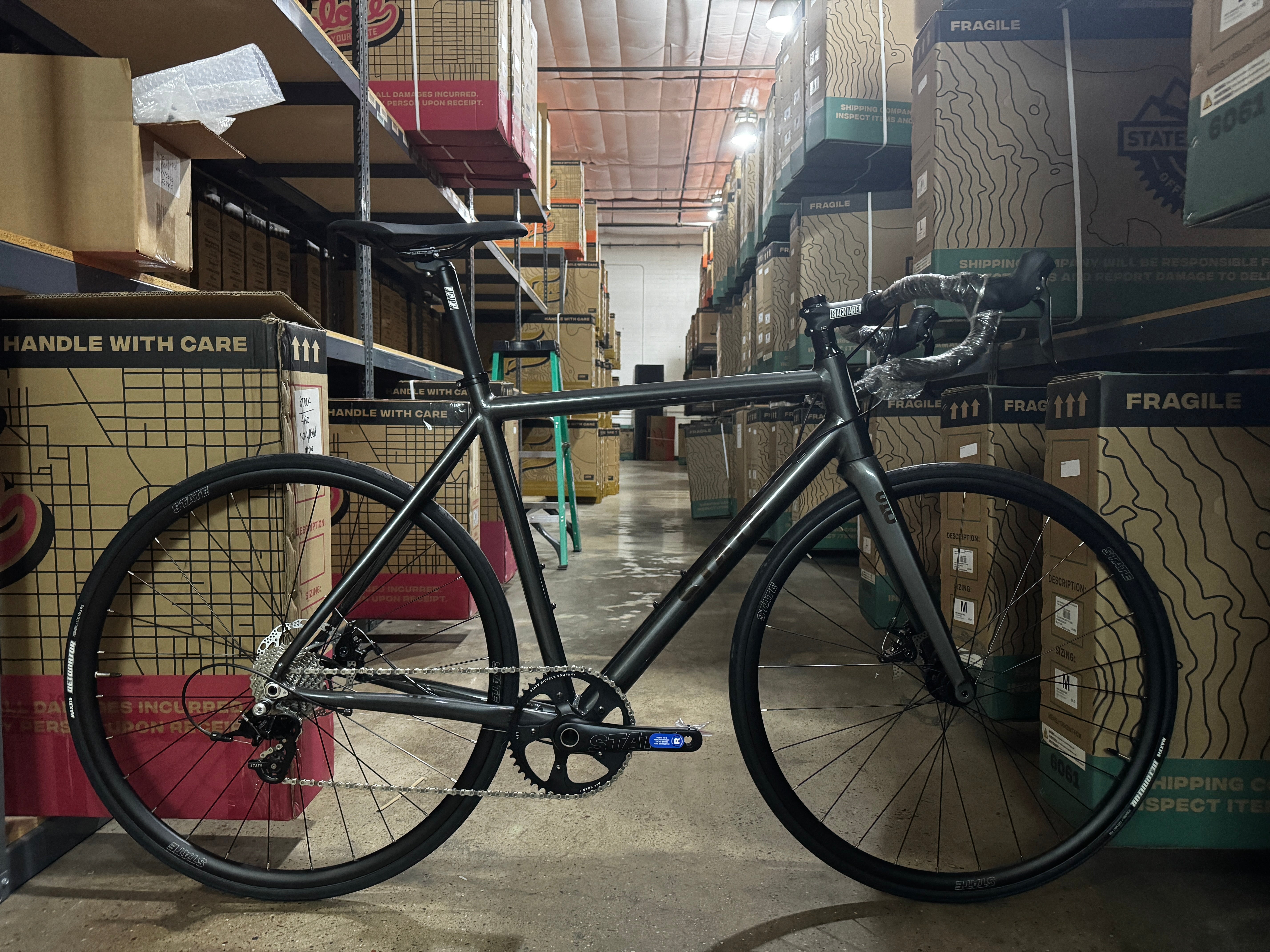 #1272 - Undefeated Road | Graphite (Size 55cm, Like-New Condition)、mySite、bearsvspackers