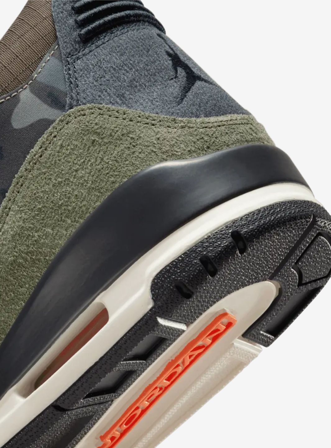 Air Jordan 3 Retro Patchwork Camouflage、JORDAN、Cacoeks