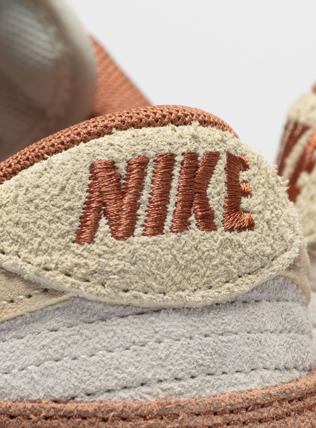 Nike Dunk Low Medium Curry、NIKE、Cacoeks