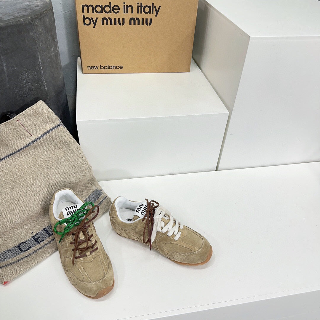 MIUxNEW 530 SNEAKER IN BROWN ECRU SUEDE、mysite、Cacoeks