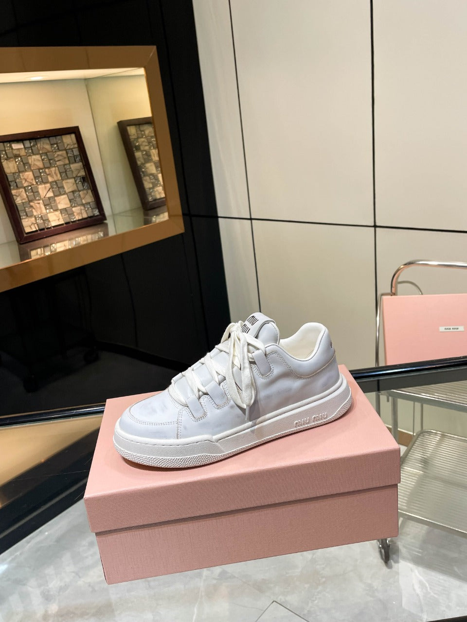 SKATEBOARD SNEAKERS IN OFF WHITE BLEACHED CALFSKIN、mysite、Cacoeks