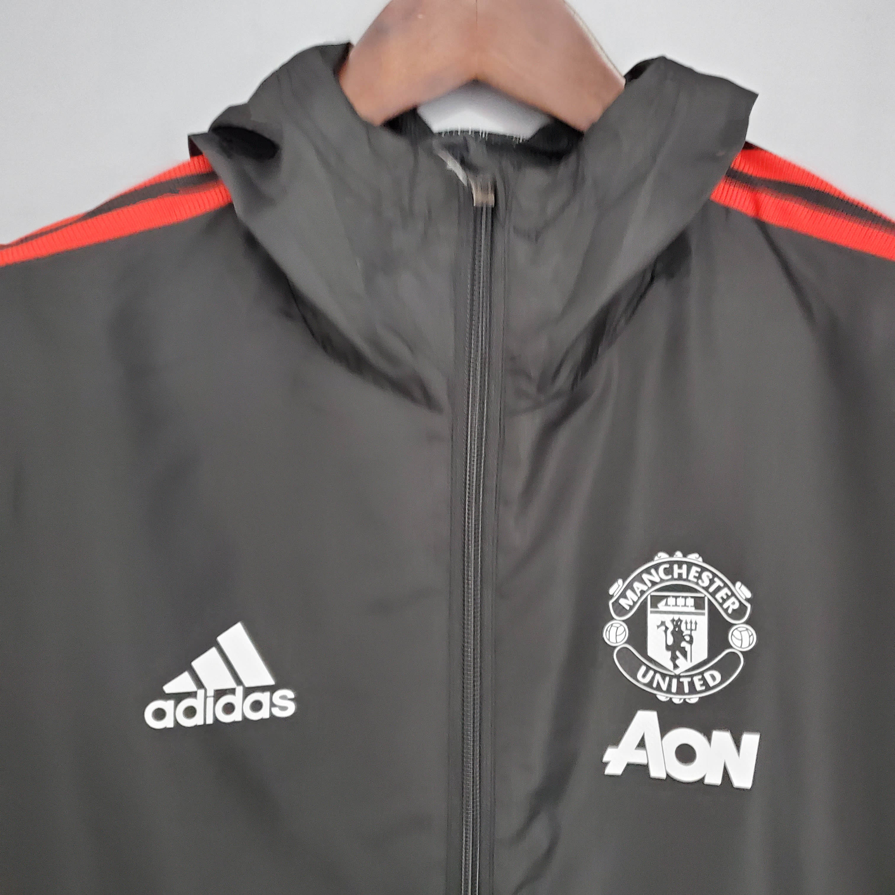 2021/2022 Manchester United Jersey Windbreaker Black:football jersey mysite: unitedjerseyfootball 邓江浪:football
