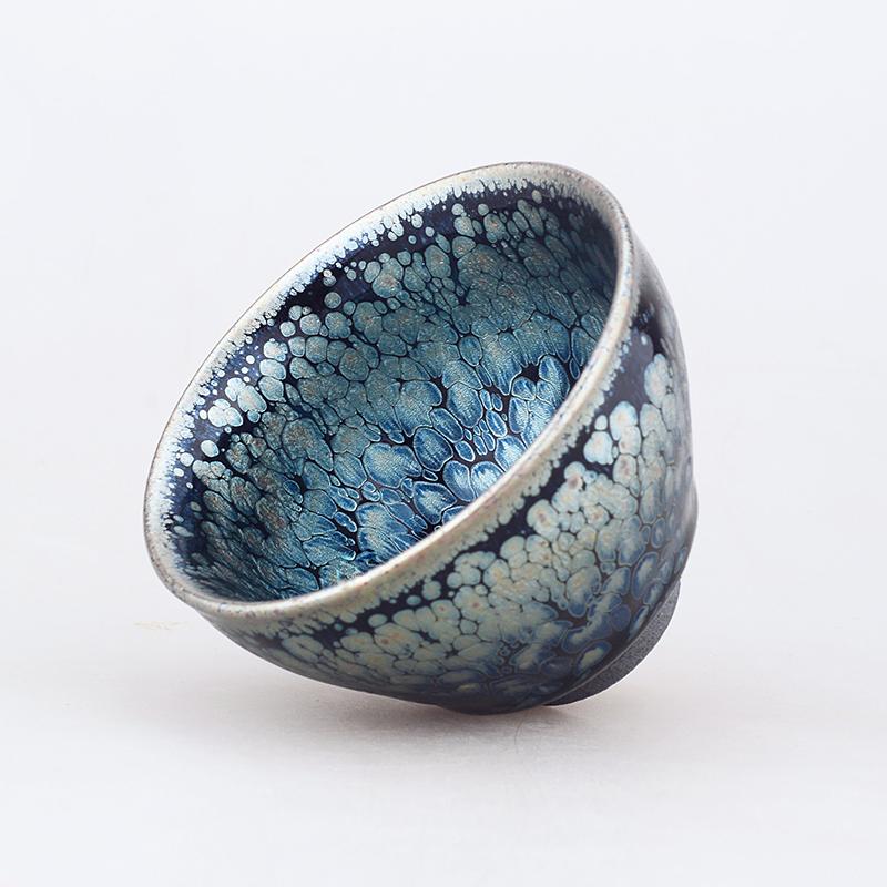 GEEK BAR-https://www.hot-toy.com/