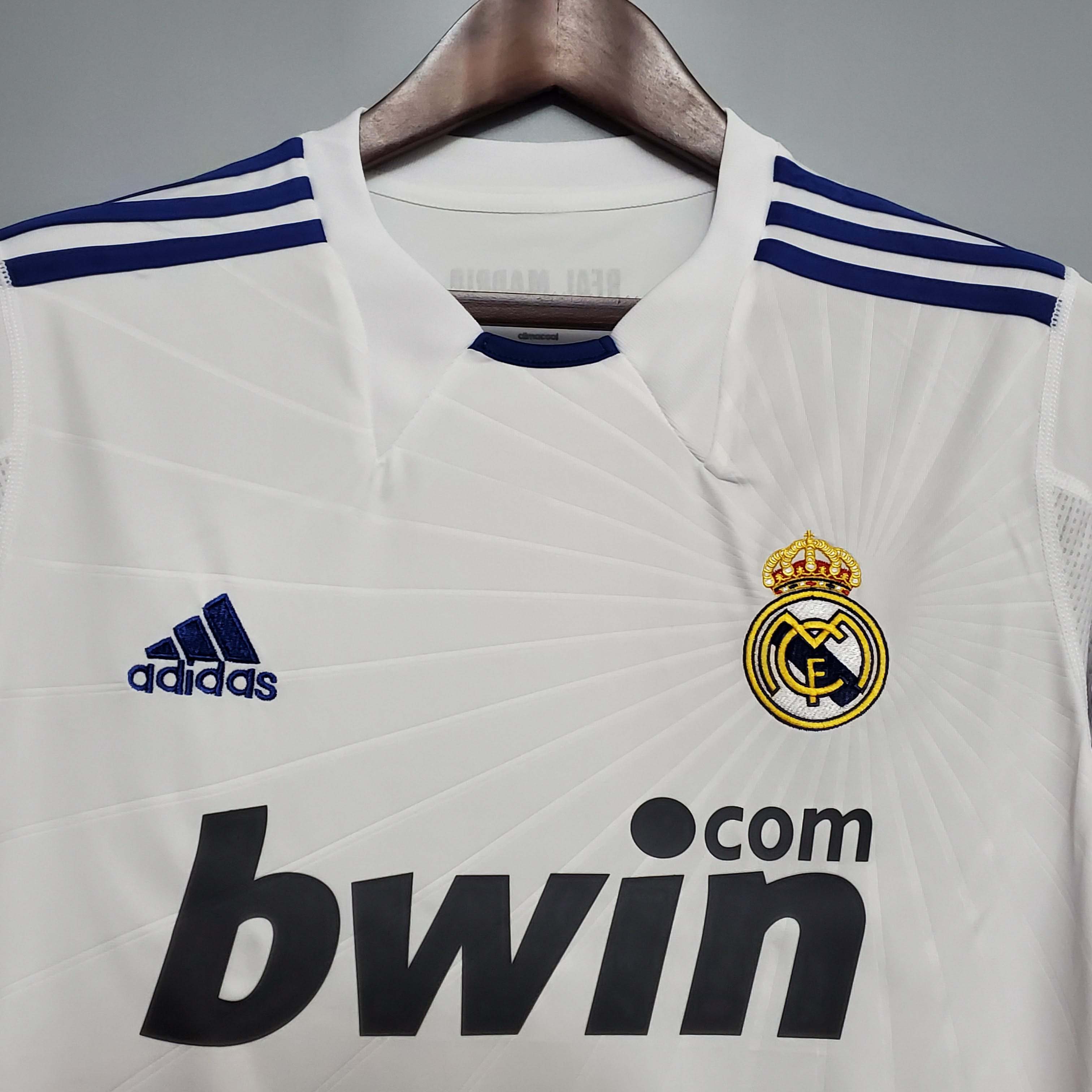 2010/2011 Retro Real Madrid Home Football Shirt 1:1 Thai Quality:football jersey mysite: unitedjerseyfootball 邓江浪:football
