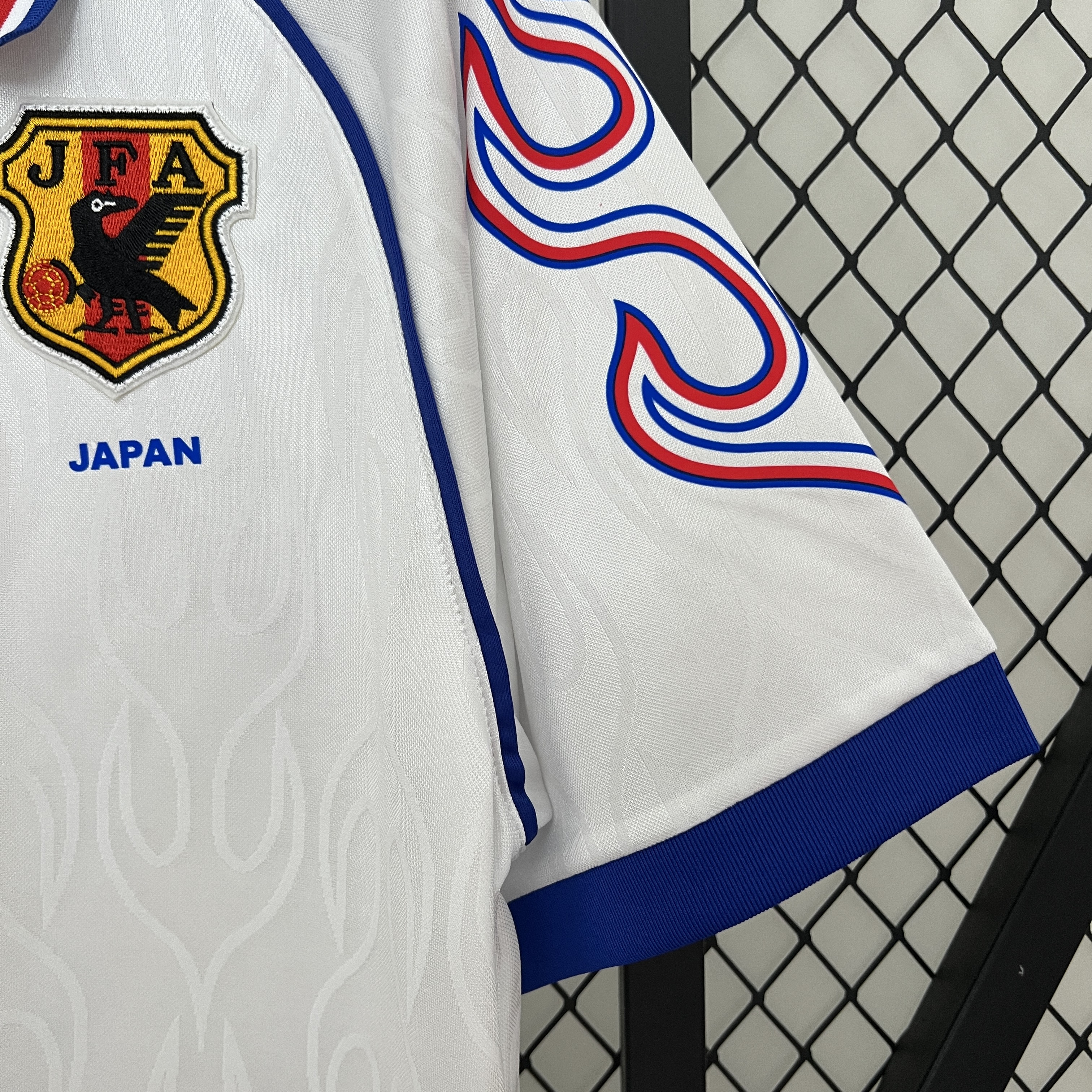 GlobeJersey-Retro Japan 1998 Away Jersey