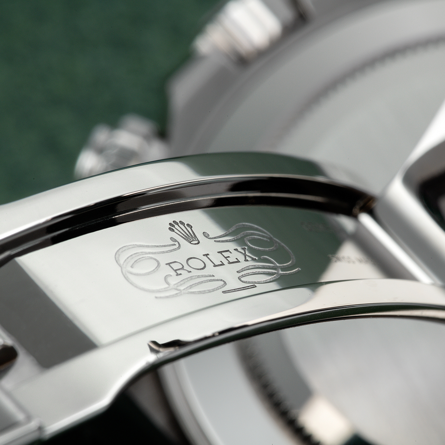 兼职  林炎: luxecystore