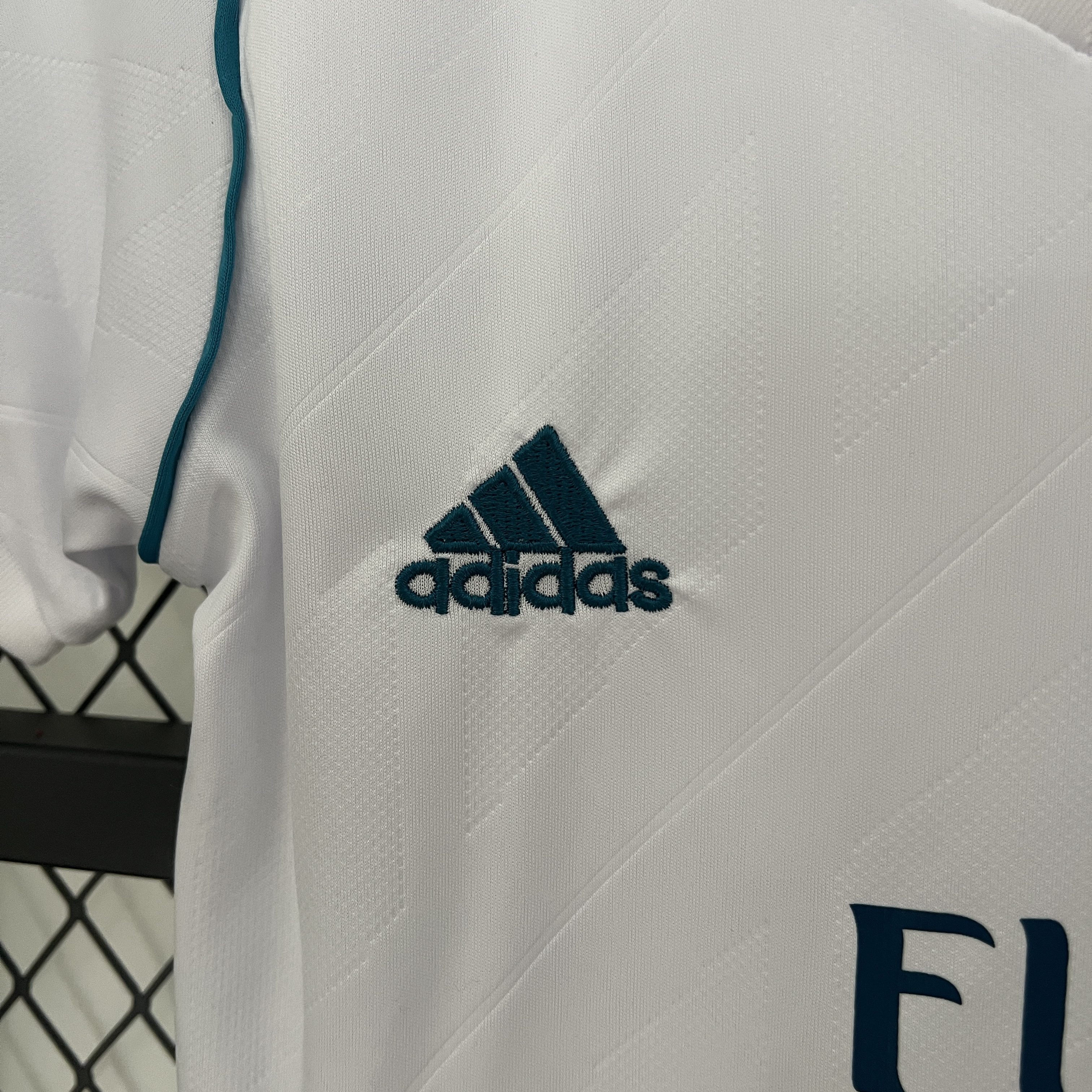 JerseysGala.com | Retro Real Madrid 17-18 Home Stadium Kids Kit -Customize Name, Number and Patch | Worldwide Shipping