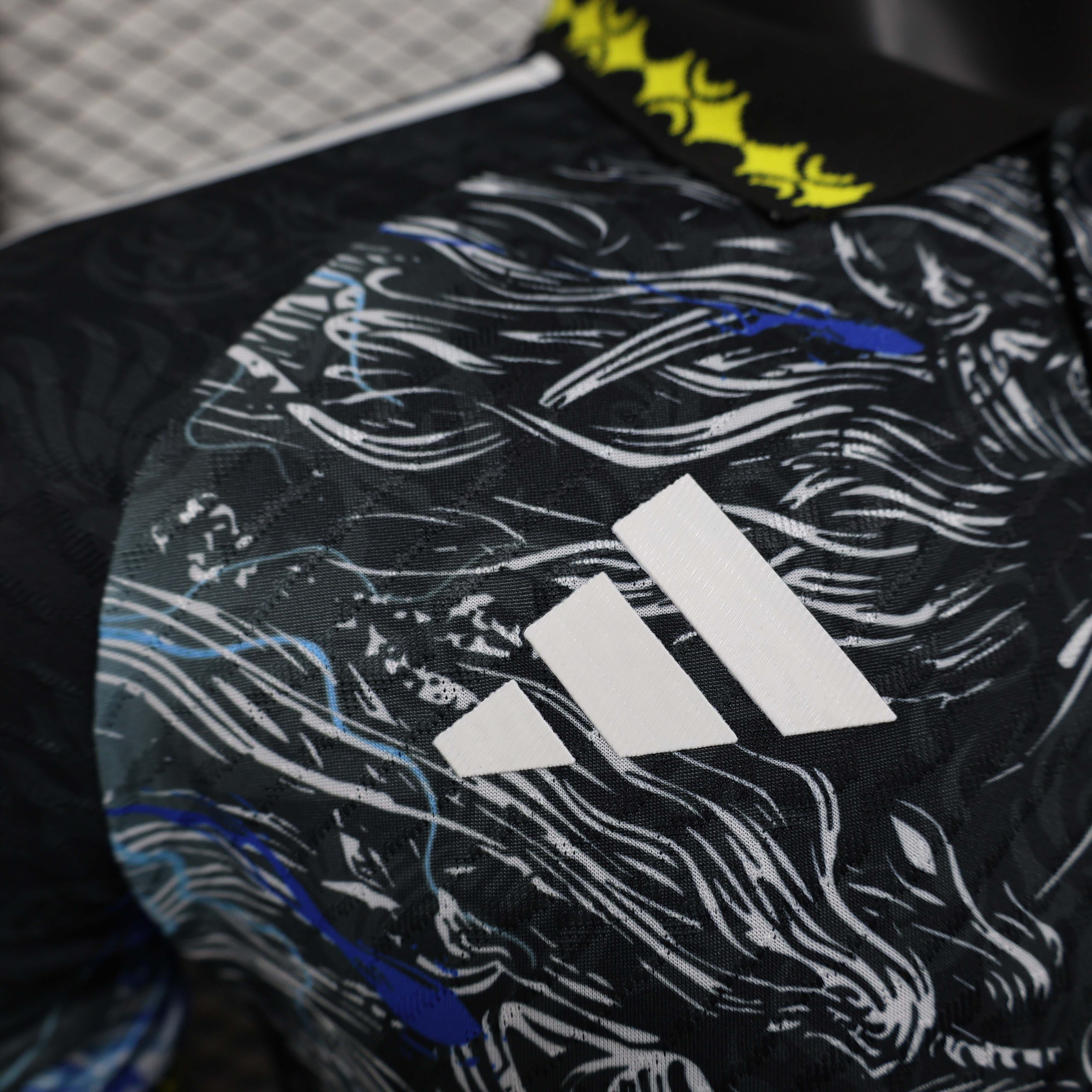 2024/2025 Player Version Real Madrid Special Edition Black Football Shirt 1:1 Thai Quality:football jersey mysite: unitedjerseyfootball 邓江浪:football