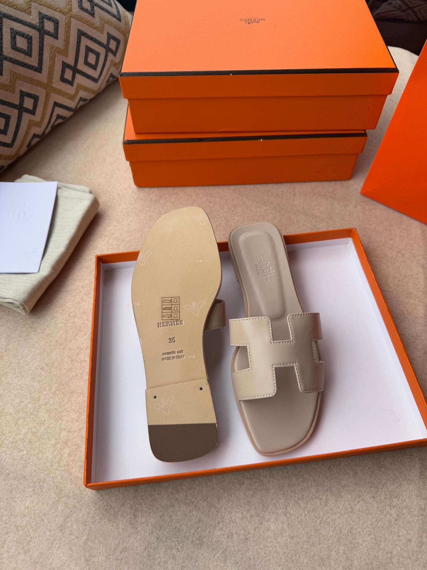 0RAN SANDALS IN KHAKI BROWN CALFSKIN、mysite、Cacoeks