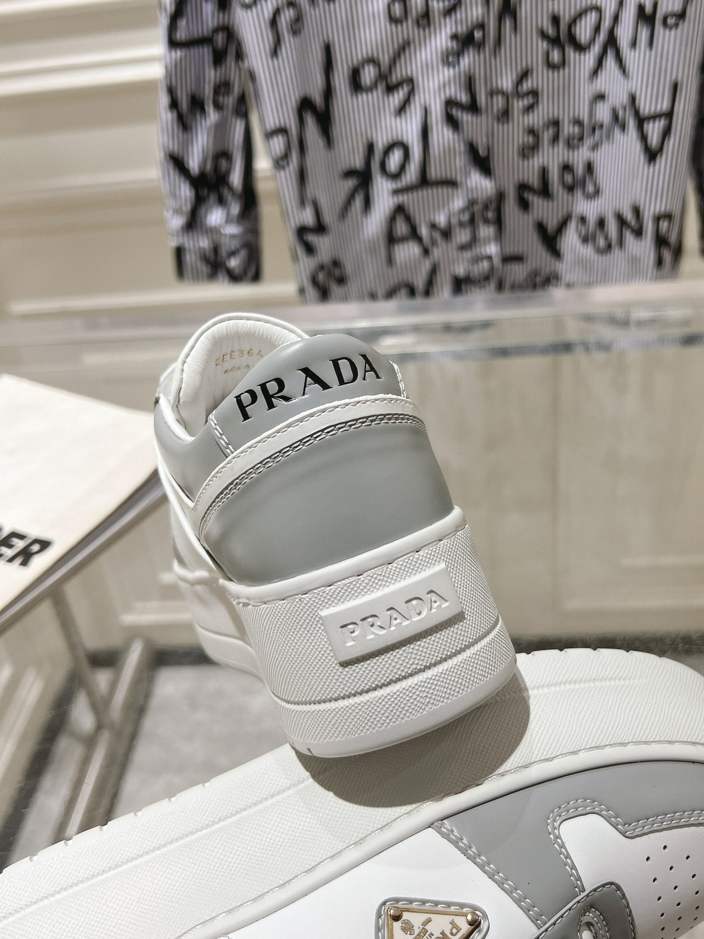 PRA DOWNTOWN BOLD SNEAKERS WHITE AND LIGHT GRAY CALFSKIN、mysite、Cacoeks