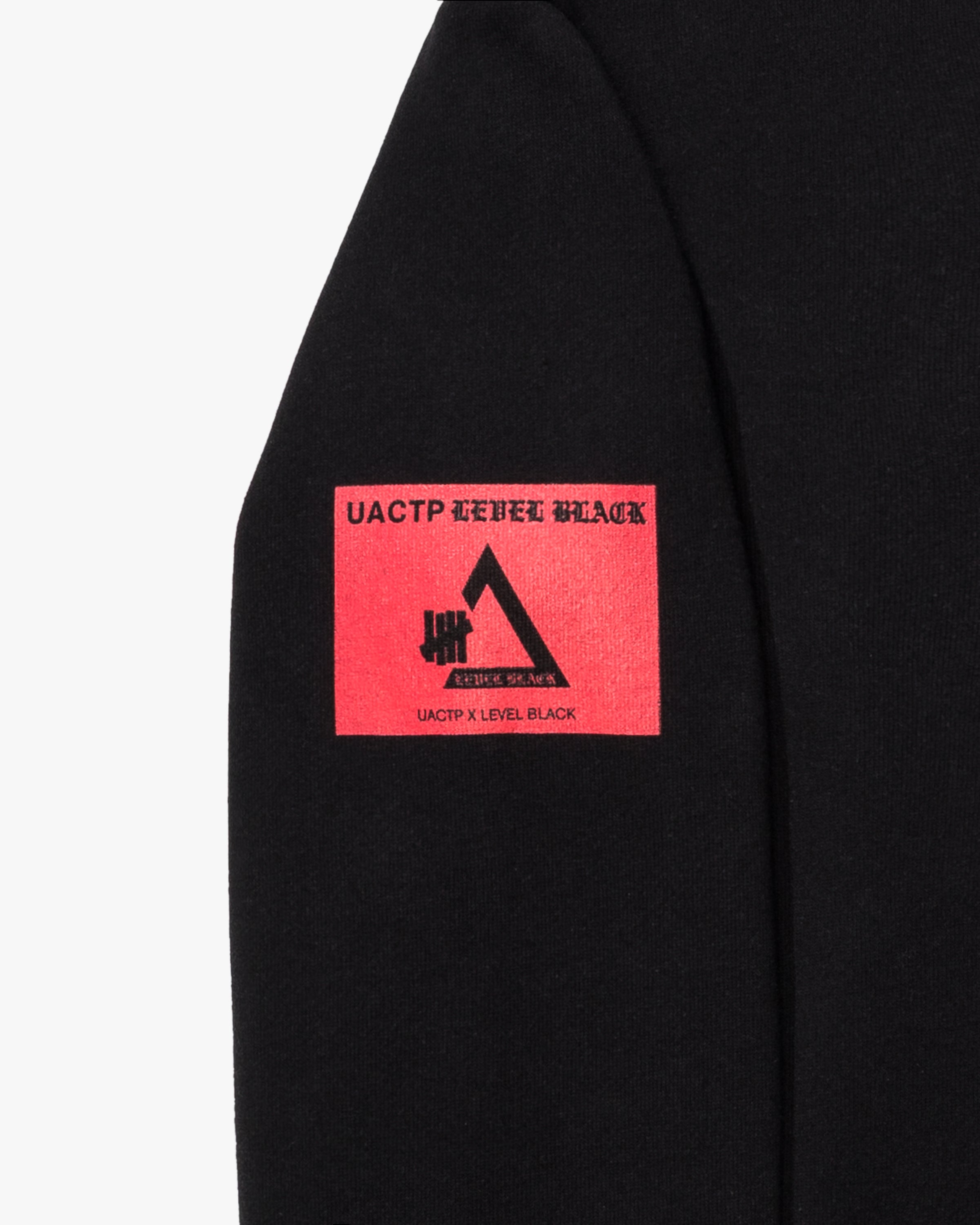 UACTP X LEVELXBLACK HOODIE - BLACK