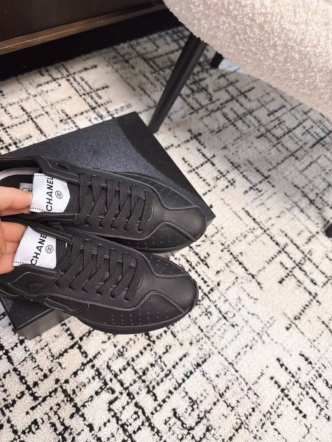 CLASSIC SNEAKERS IN BLACK SHEEPSKIN、mysite、Cacoeks