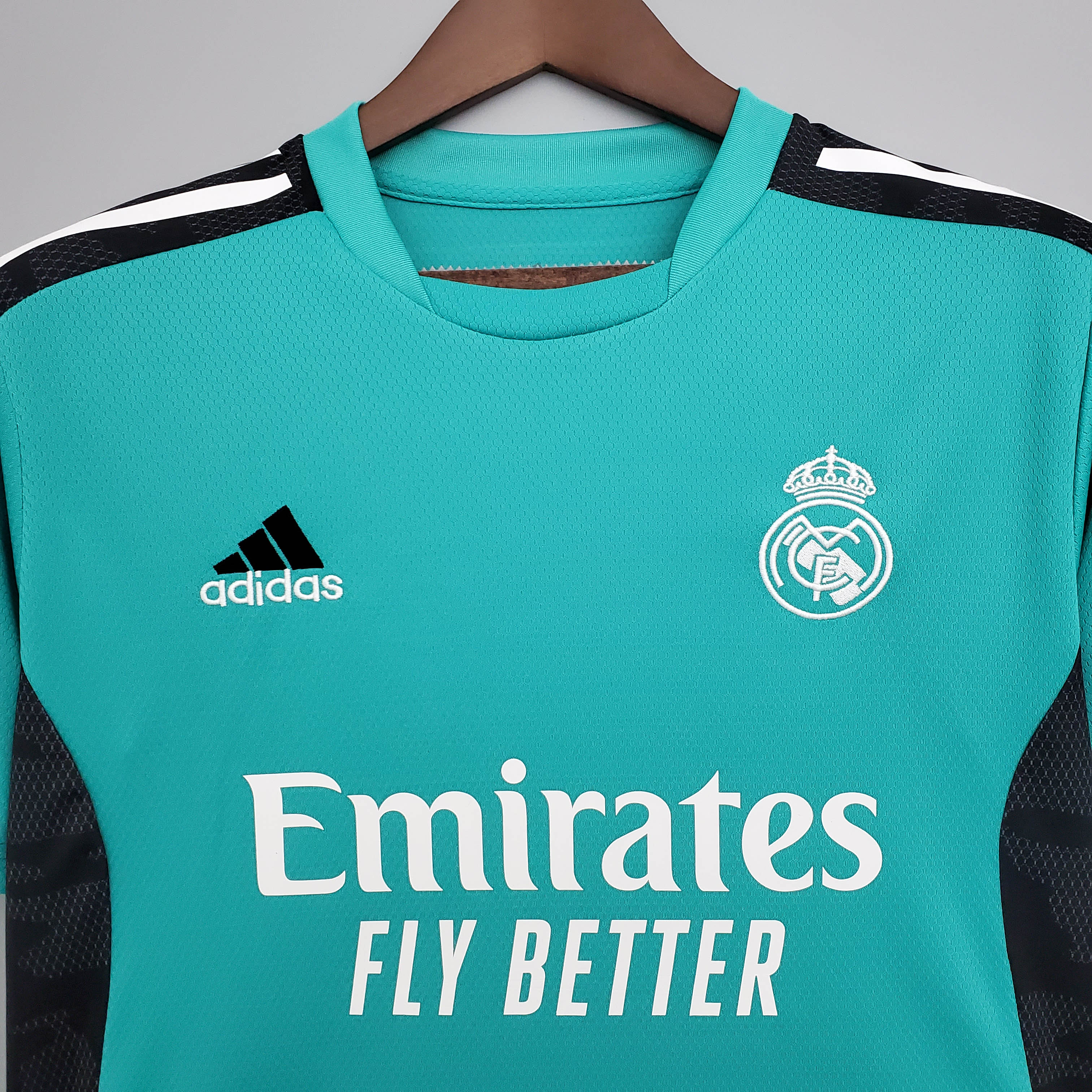 2021/2022 Real Madrid Training Wear Football Shirt Green:football jersey mysite: unitedjerseyfootball 邓江浪:football