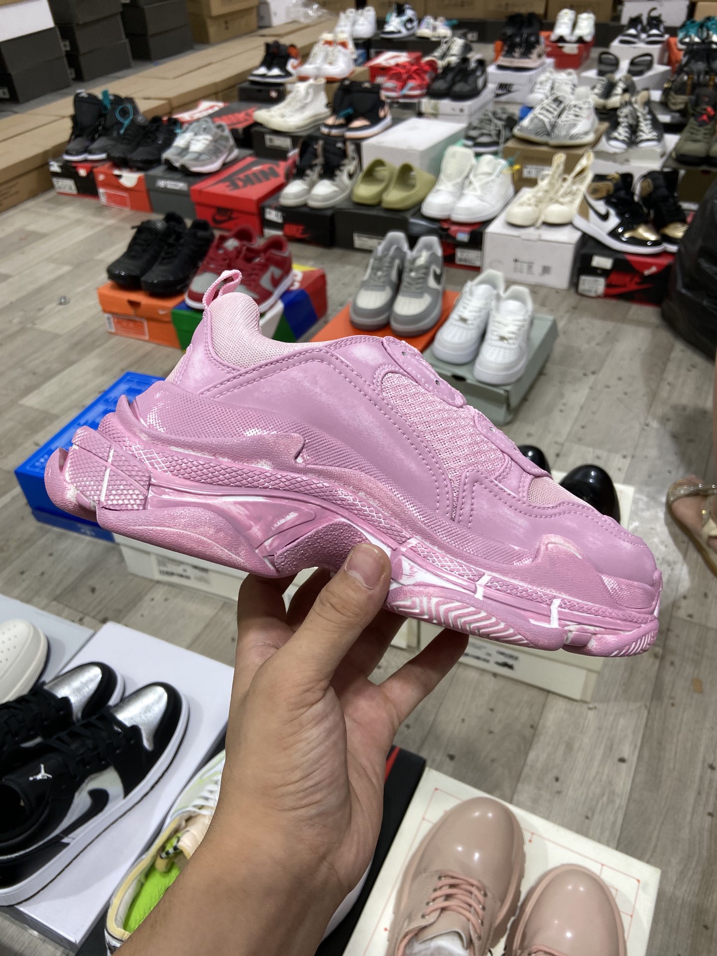 Balenciaga Triple S Sneaker in Faded Pink、mysite、Cacoeks