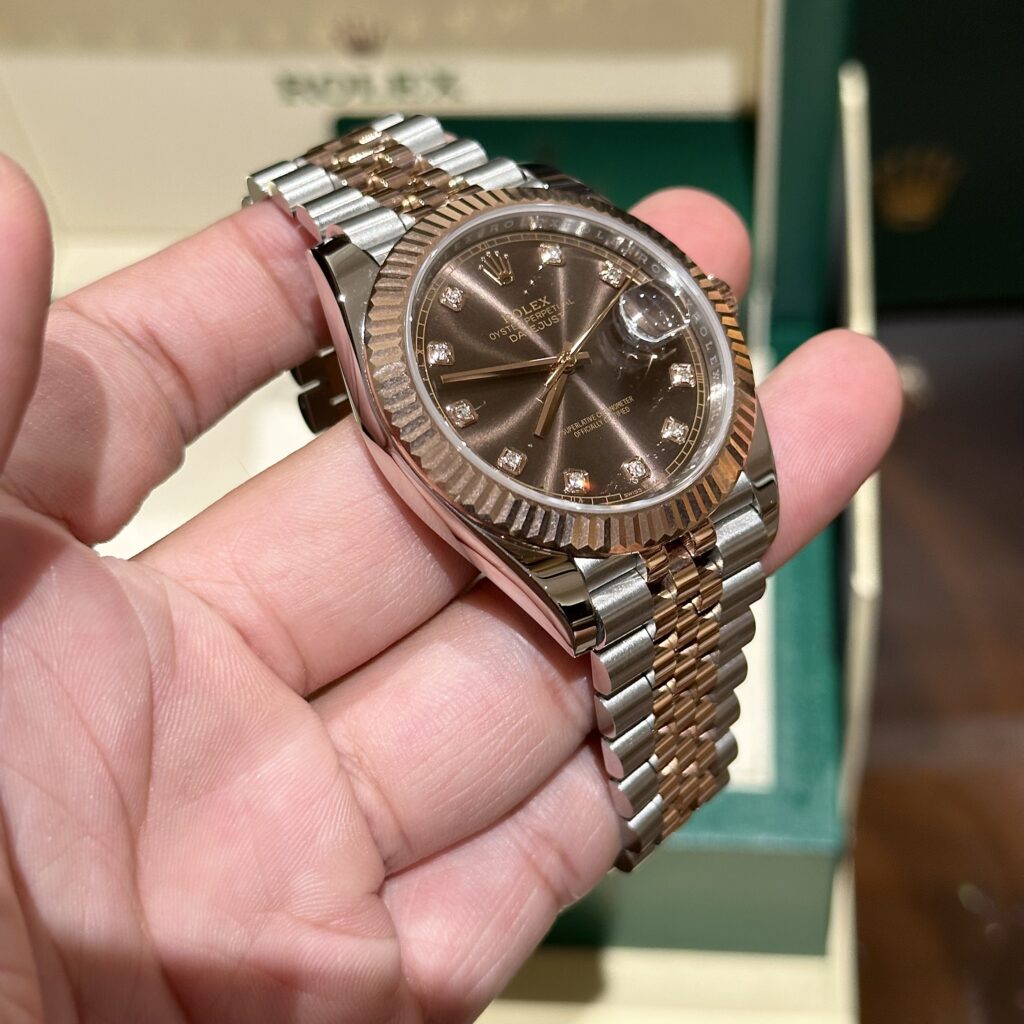 Đồng Hồ Rolex DateJust Mặt Số Chocolate Super Fake 11 EW 41mm