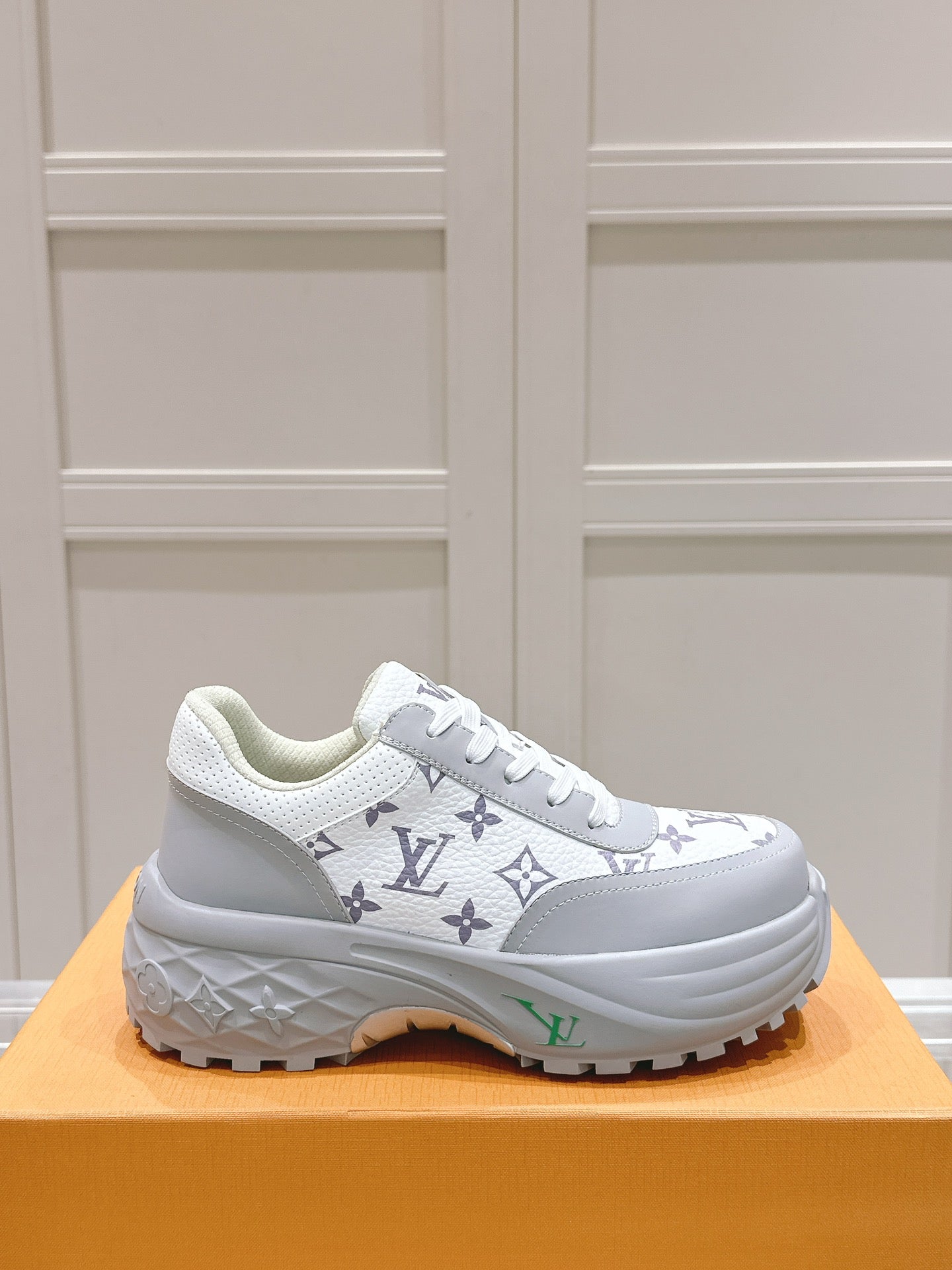RUN AWAY SNEAKER IN DOVE GRAY MIX WHITE CALFSKIN、mysite、Cacoeks