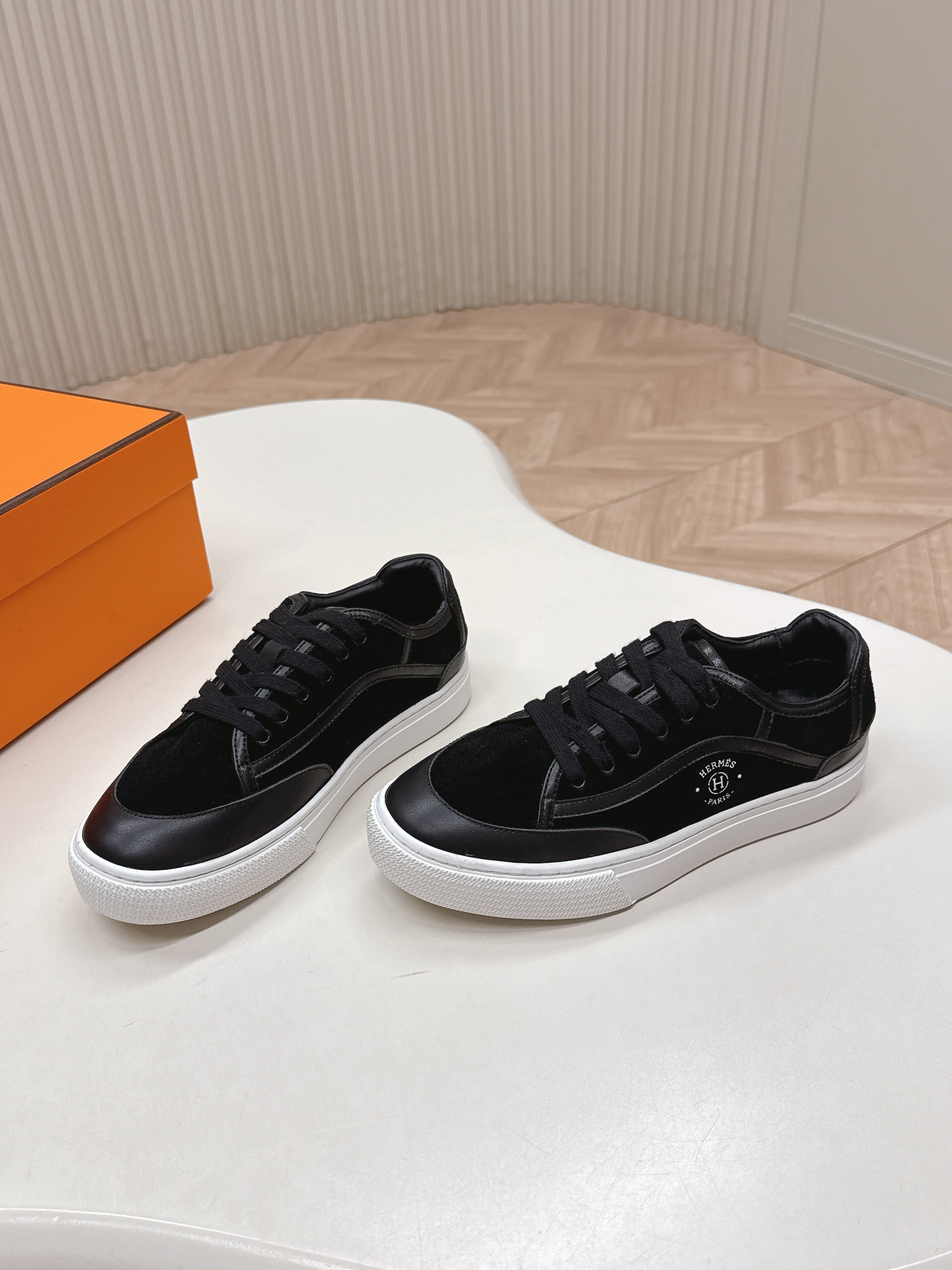 HM 25S SNEAKER LOW SPORTS IN BLACK SUEDE MIX LAMBSKIN、mysite、Cacoeks