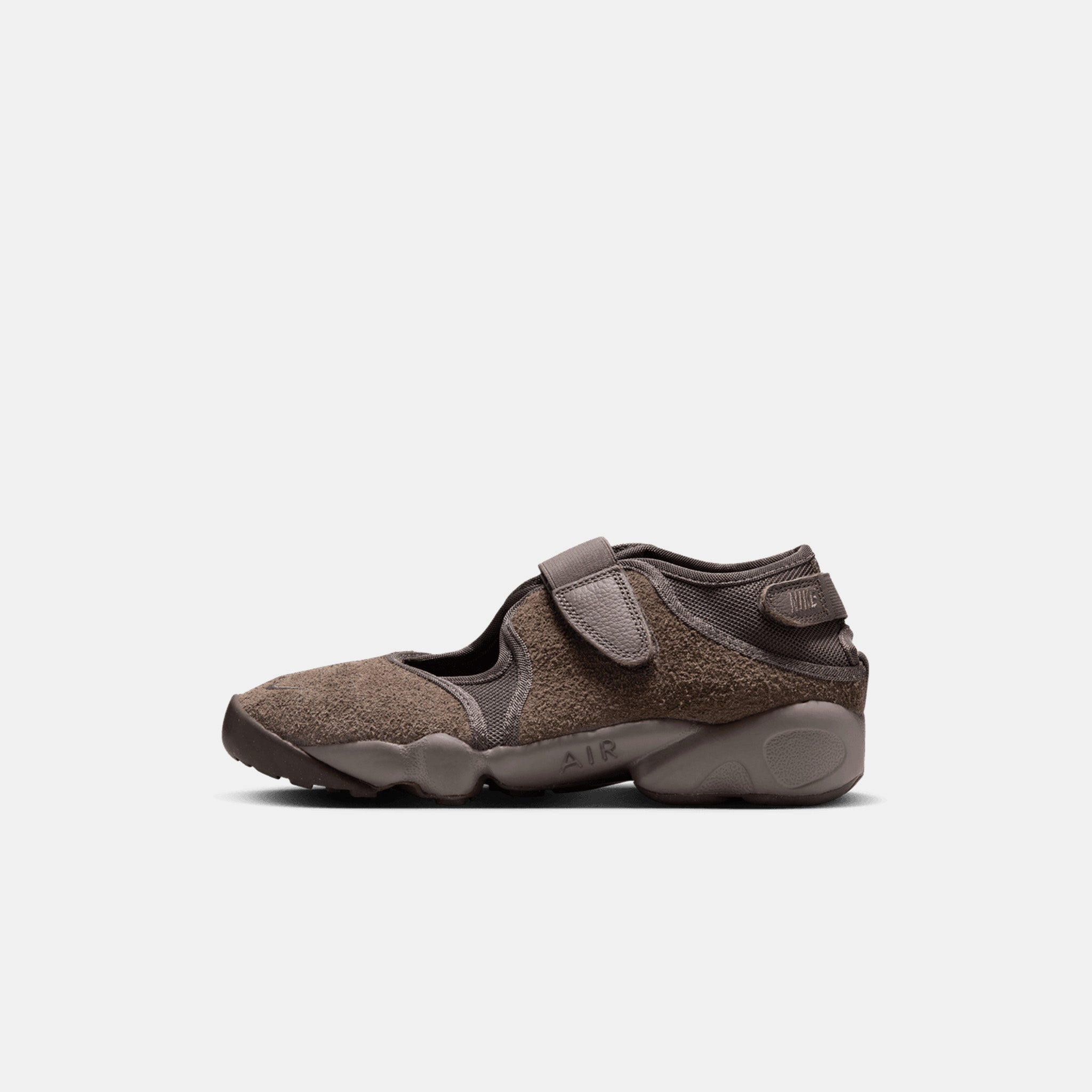 Air Rift Sneaker in Ironstone/Cave Stone