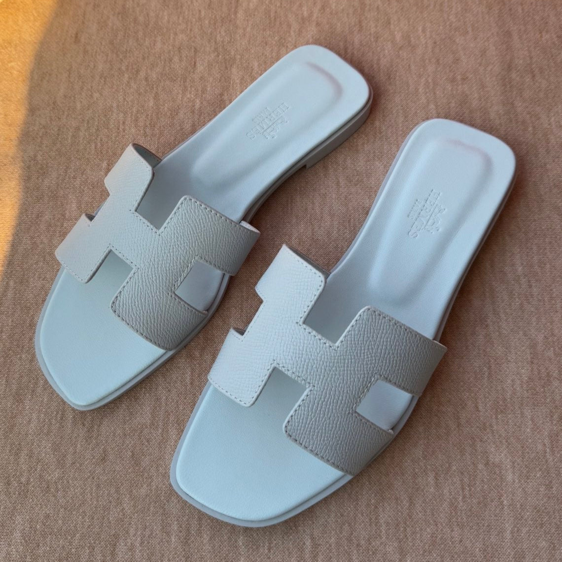 0RAN SANDALS IN ICE BLUE CALFSKIN、mysite、Cacoeks