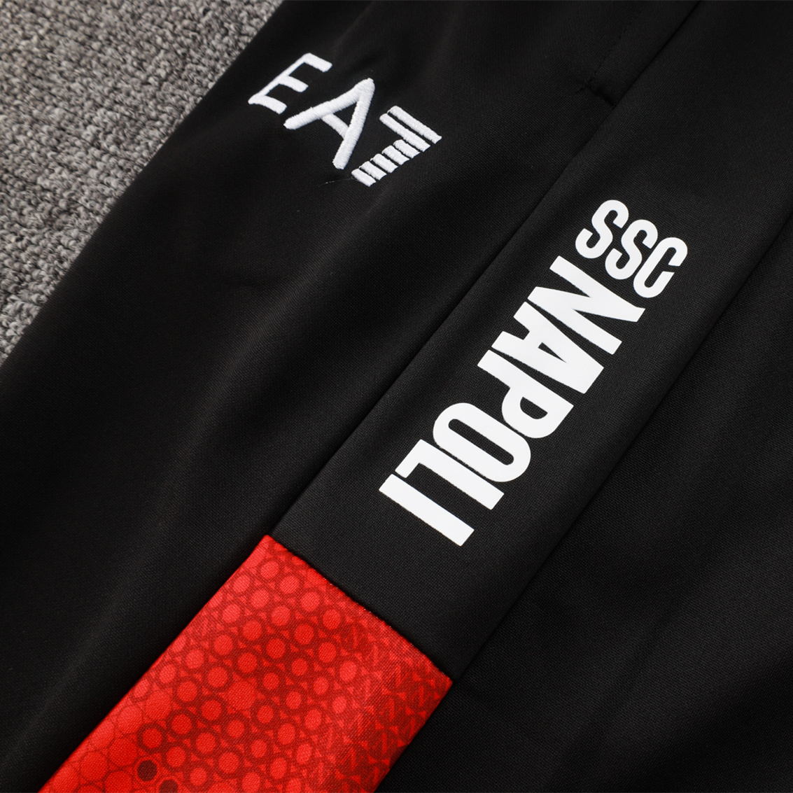 JerseysGala.com | Napoli 24-25 Long Sleeve Training Set - Red Top and Black Pants -Customize Name, Number and Patch | Worldwide Shipping