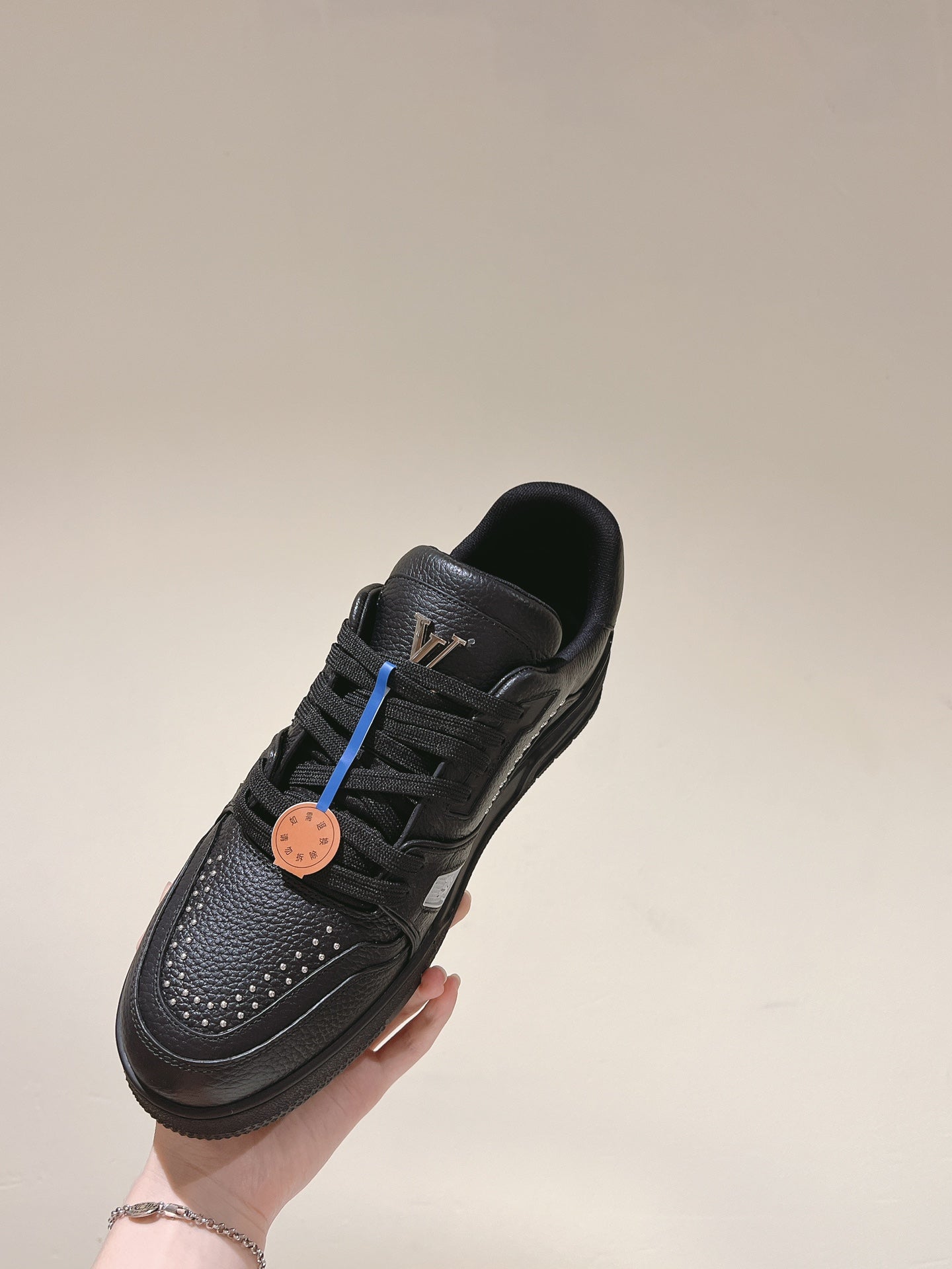 LV TRAINER SNEAKER IN BLACK CALFSKIN、mysite、Cacoeks