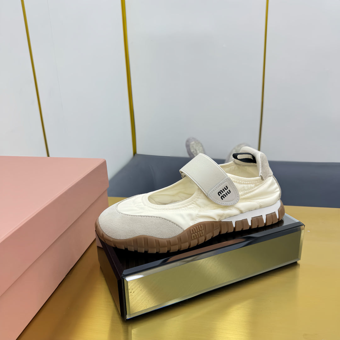 BALLERINAS SHOES IN OFF WHITE TYRE TECHNICAL FABRIC AND GREY SUEDE、mysite、Cacoeks