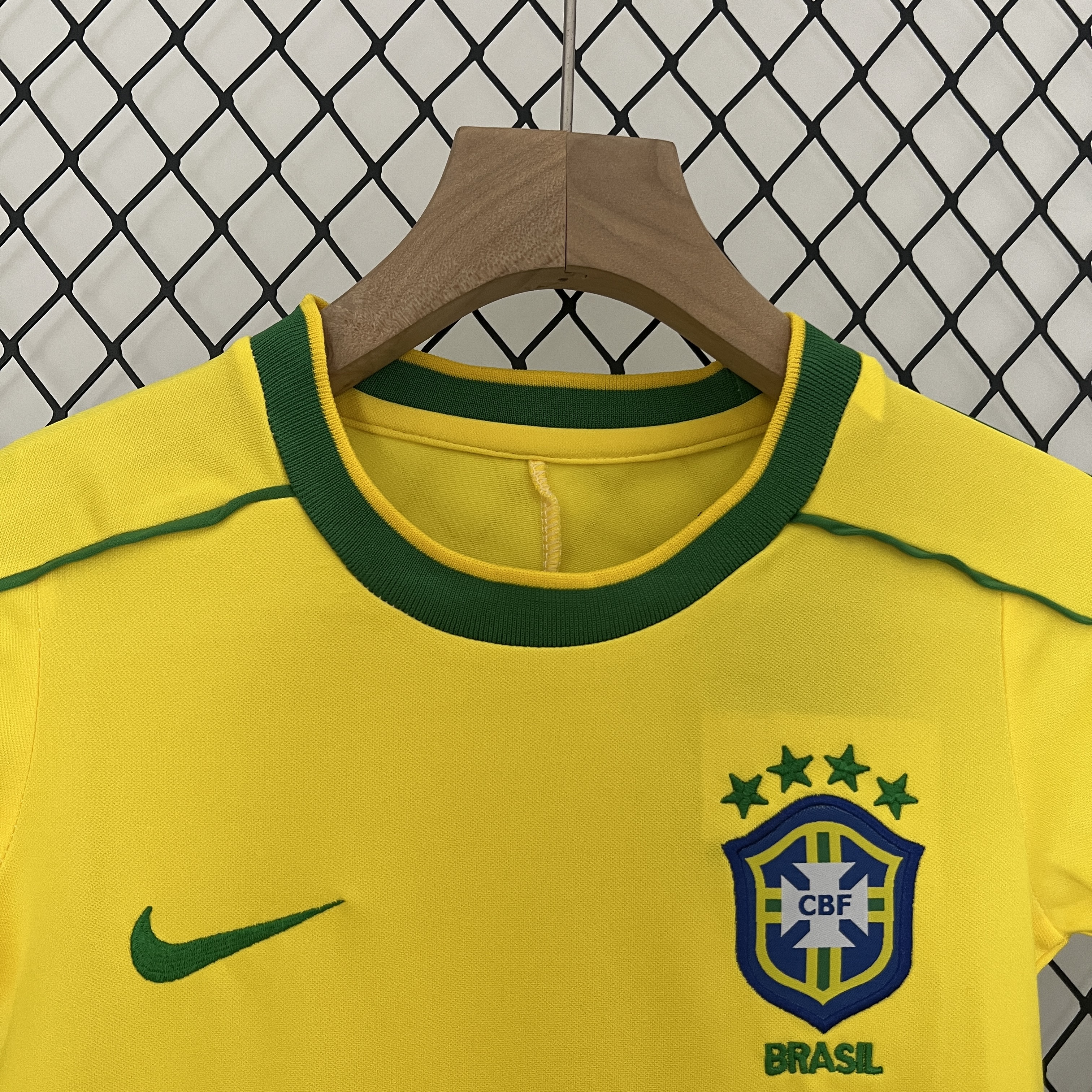 GlobeJersey-Retro Brazil 1998 Home Stadium Kids Kit