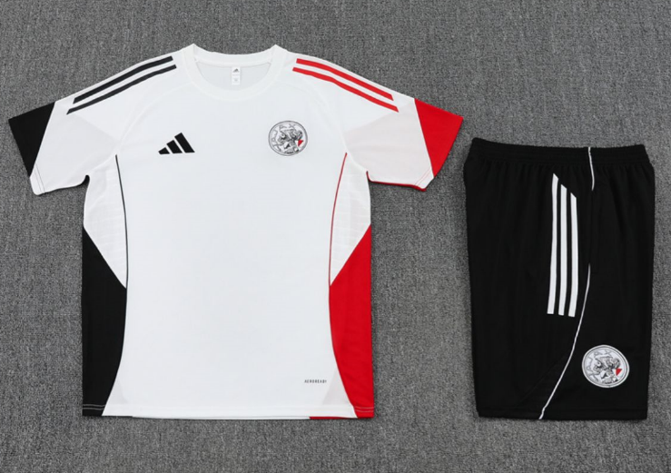 Ajax training jersey 1:1 Thai Quality Set:football jersey mysite: unitedjerseyfootball 邓江浪:football