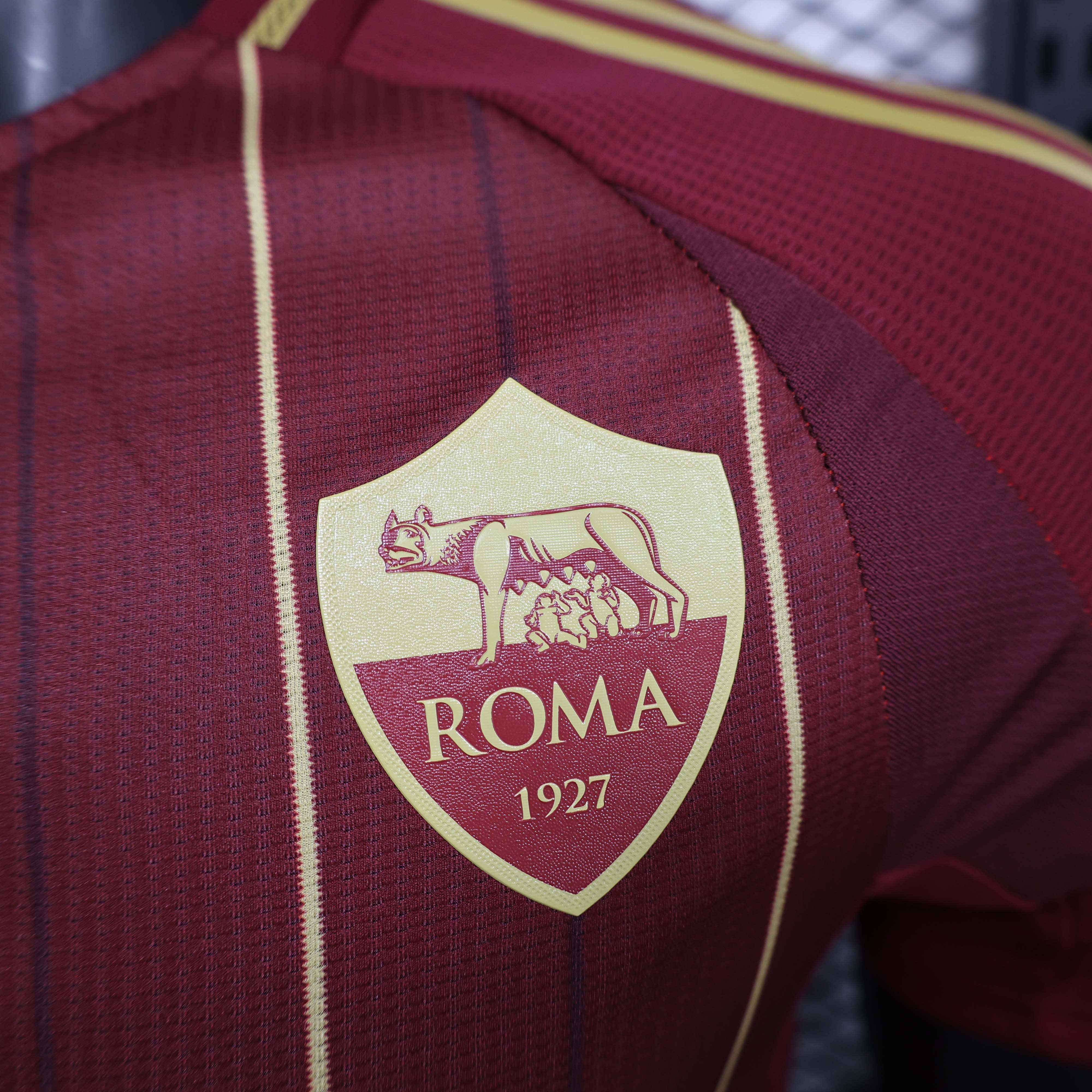 2024/2025 Player Version Roma Home Soccer Jersey 1:1 Thai Quality:football jersey mysite: unitedjerseyfootball 邓江浪:football