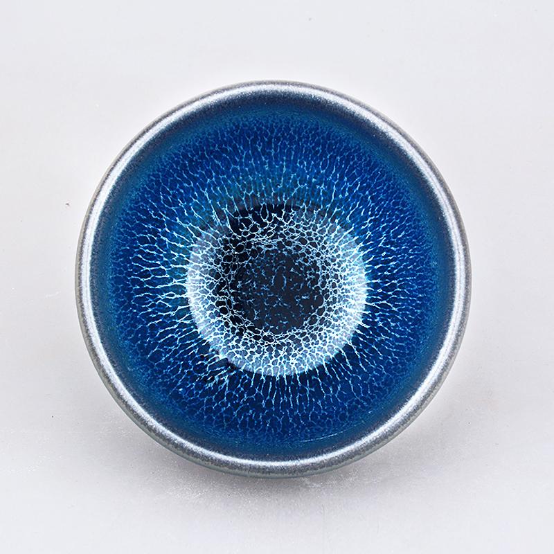 GEEK BAR-https://www.hot-toy.com/