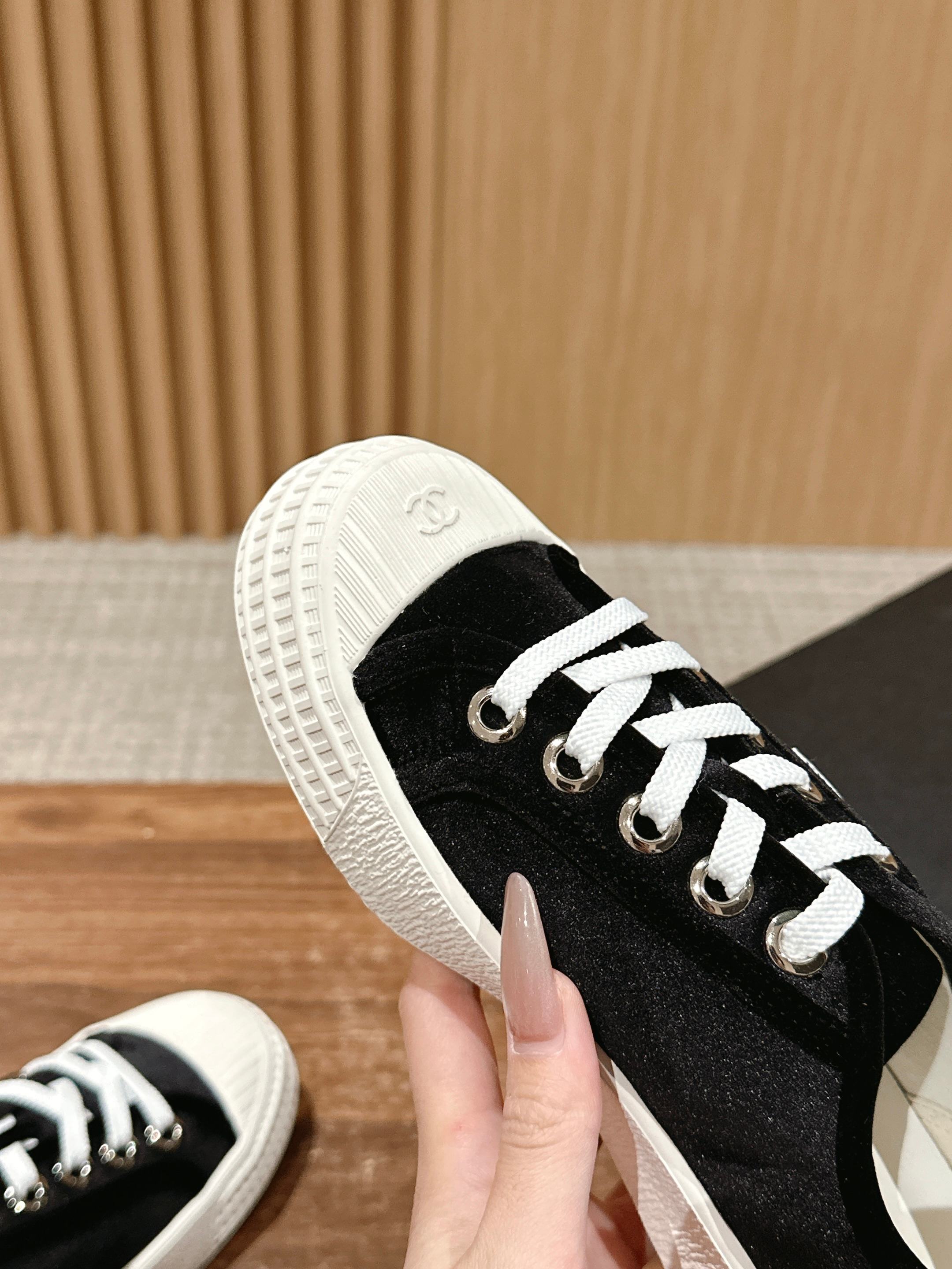 CONVERSE SNEAKER IN BLACK VELVET、mysite、Cacoeks