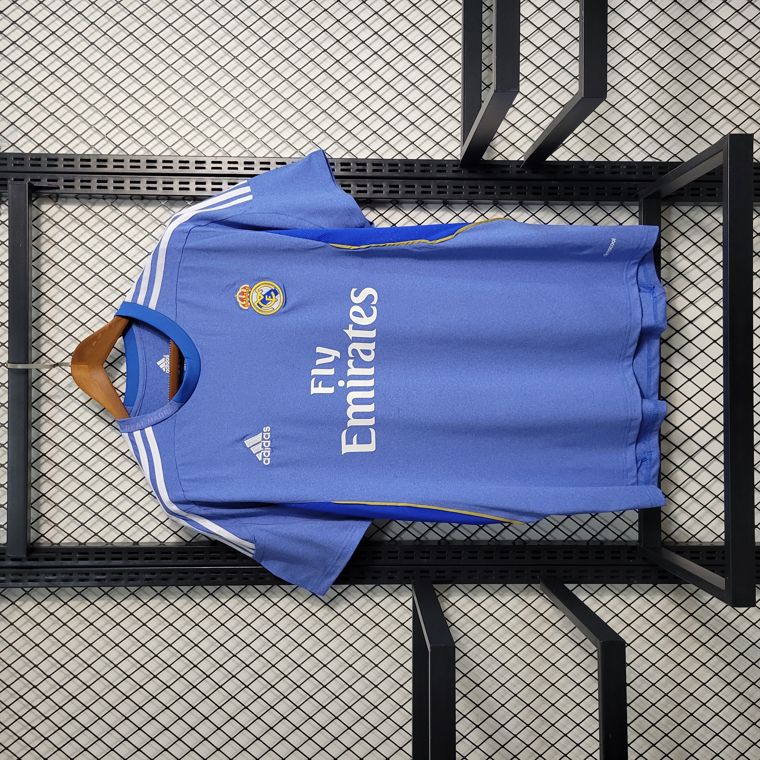 ManixJersey.com | Retro Real Madrid 13-14 Away Stadium Jersey -Customize Name, Number and Patch | Worldwide Shipping