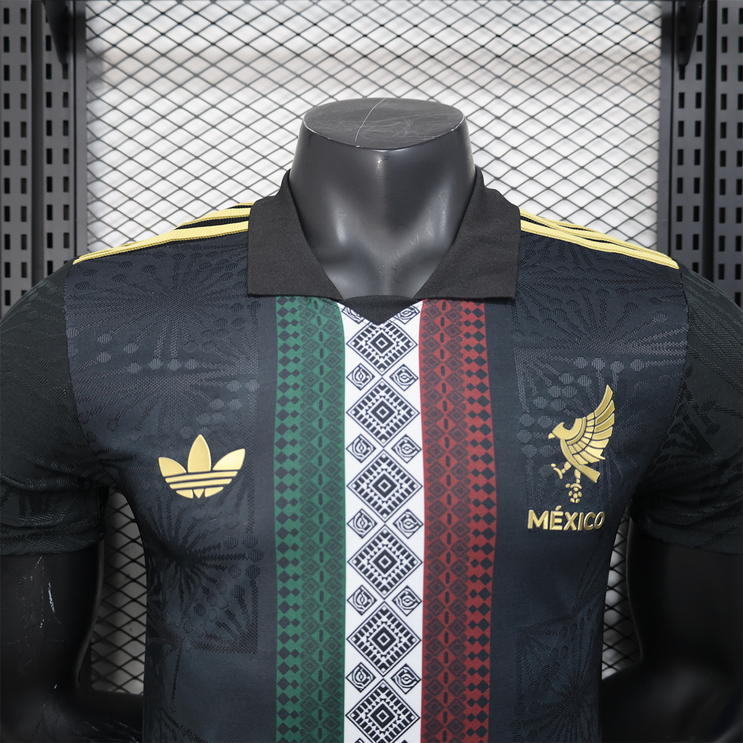 UltraTrikot-Mexico 25-26 Black Polo Jersey with Red White and Green Decorative Pattern - Player Version