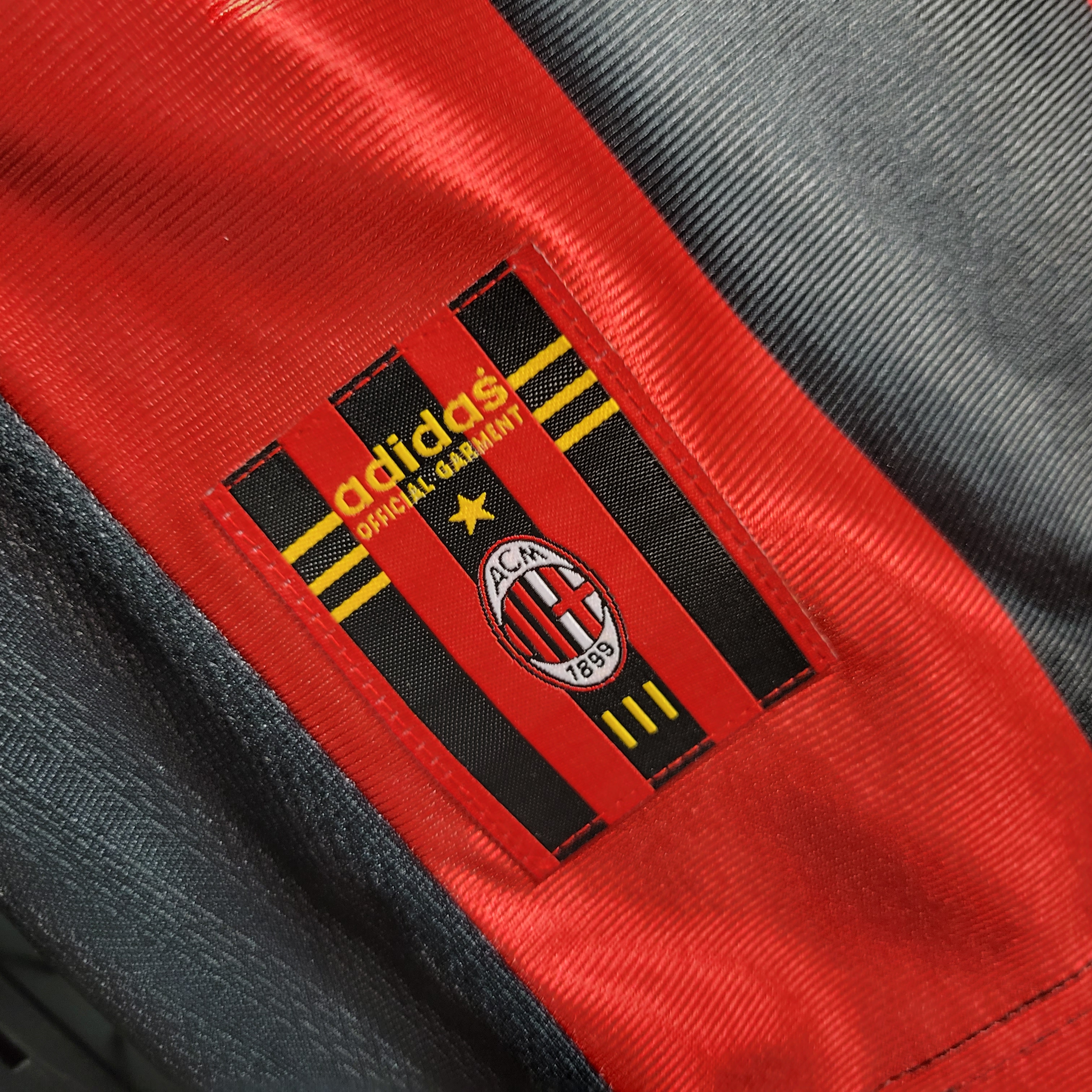 Higojerseys-Retro AC Milan 98-99 Home Stadium Jersey