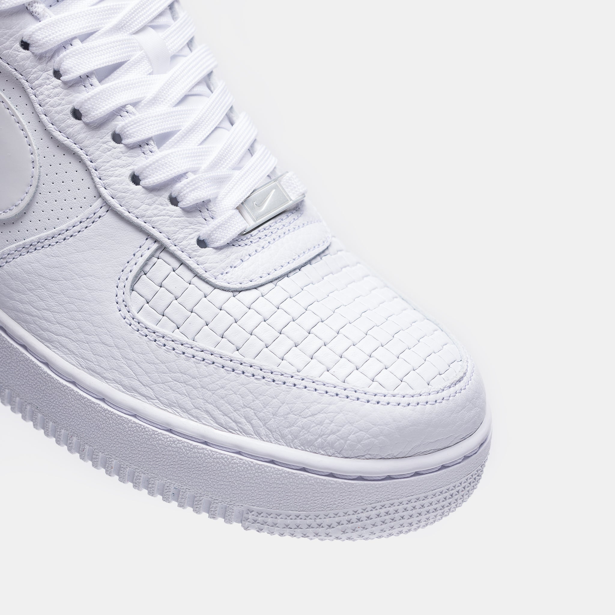 Air Force 1 '07 LX Sneaker in White/White