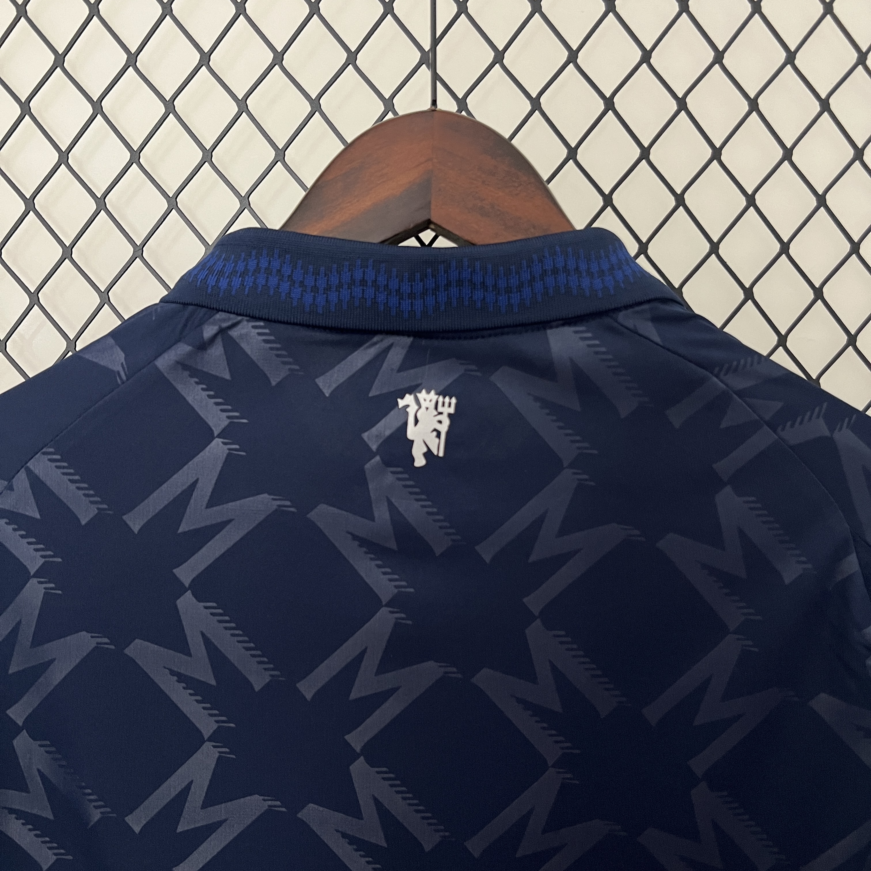 ManixJersey.com | Manchester United 24-25 Away Jersey - Fans Version -Customize Name, Number and Patch | Worldwide Shipping