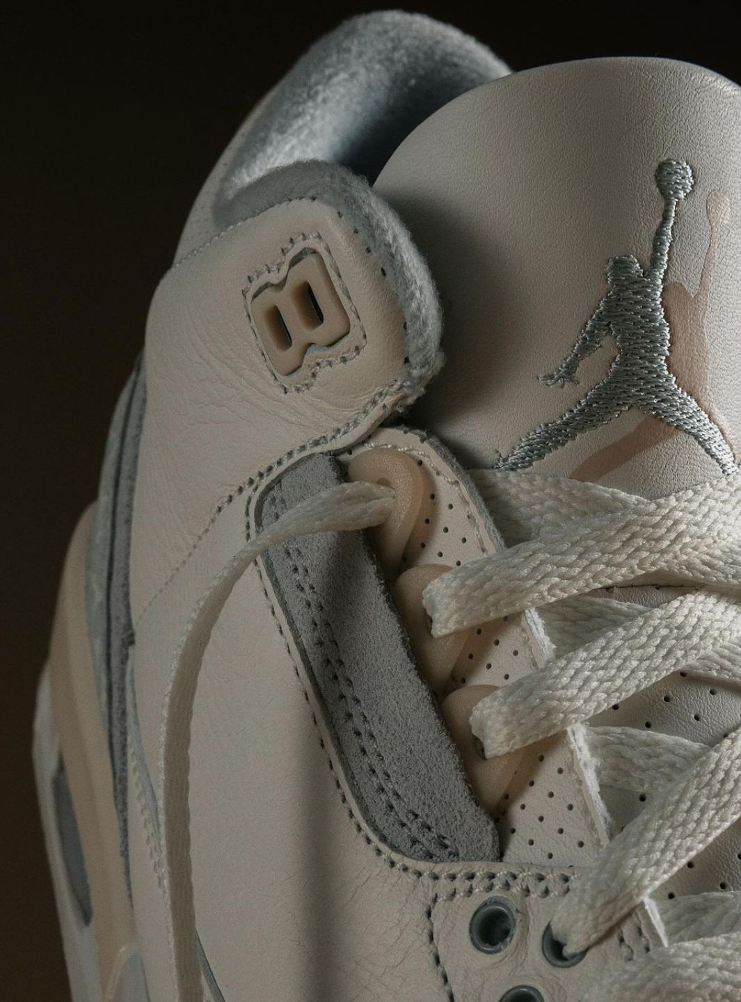 Air Jordan 3 Craft Ivory、JORDAN、Cacoeks