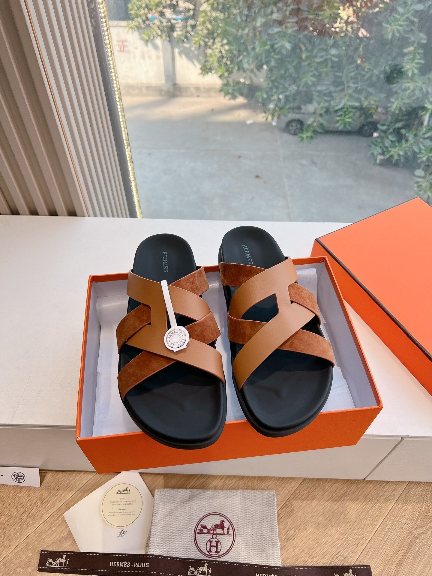 KAZIMIR SANDAL IN BRONZE BROWN CALFSKIN AND SUEDE、mysite、Cacoeks