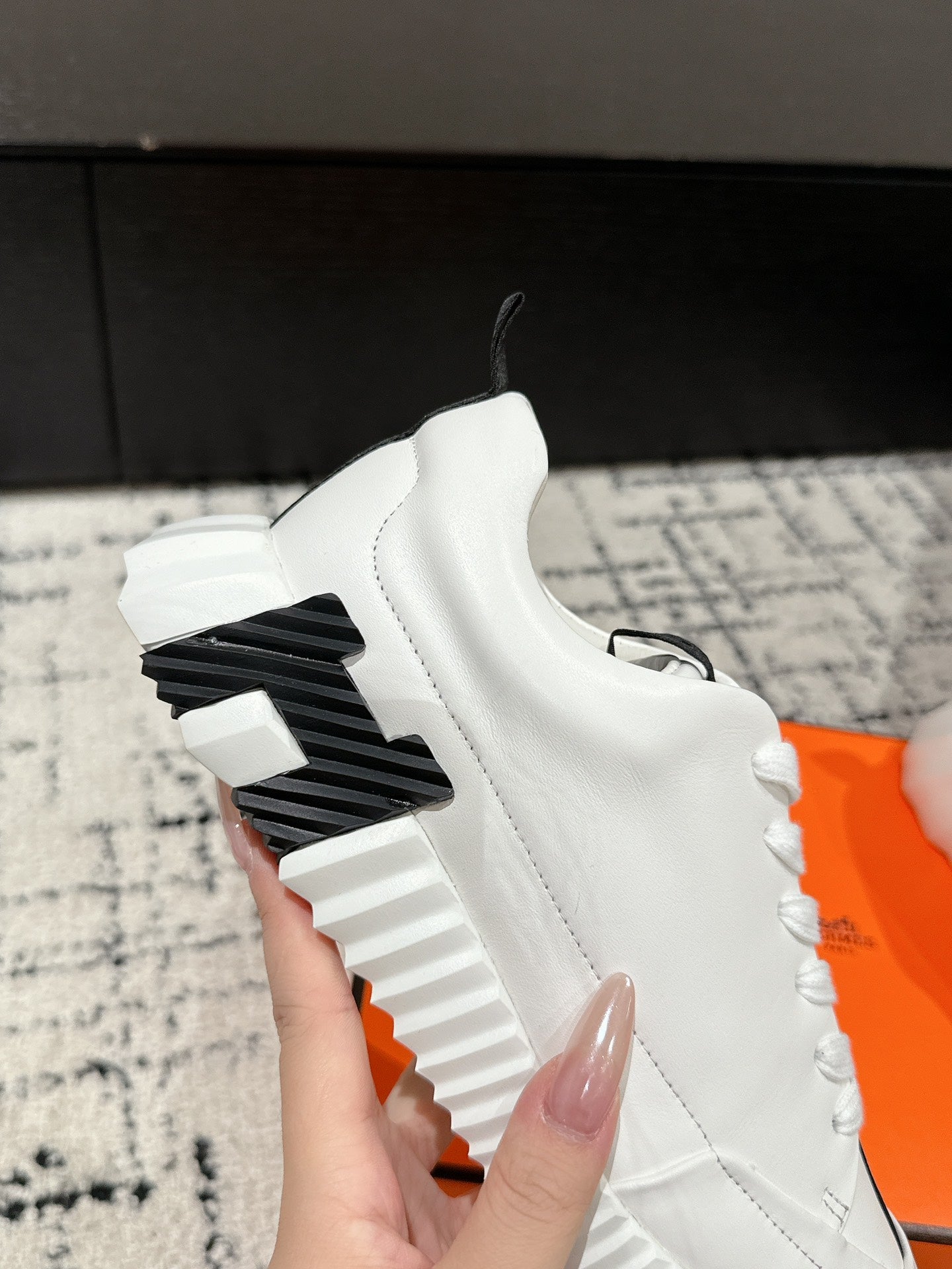 BOUNCING SNEAKER IN WHITE MIX BLACK CALFSKIN、mysite、Cacoeks