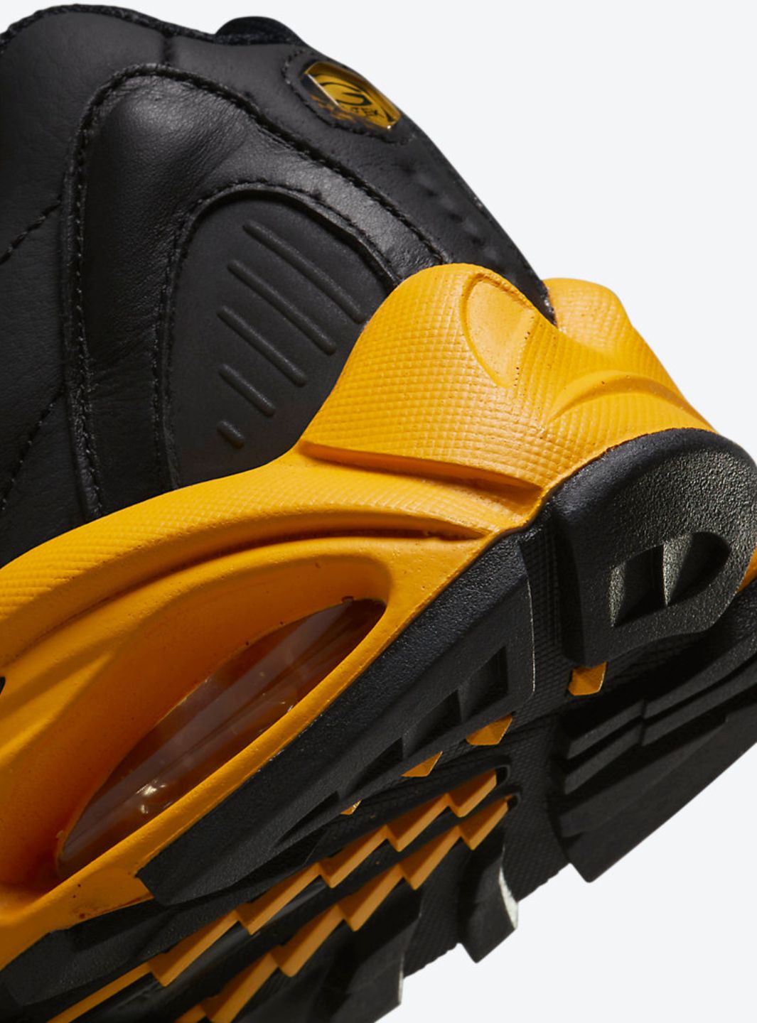 Nike Hot Step Air Terra Drake NOCTA Black Yellow、NIKE、Cacoeks