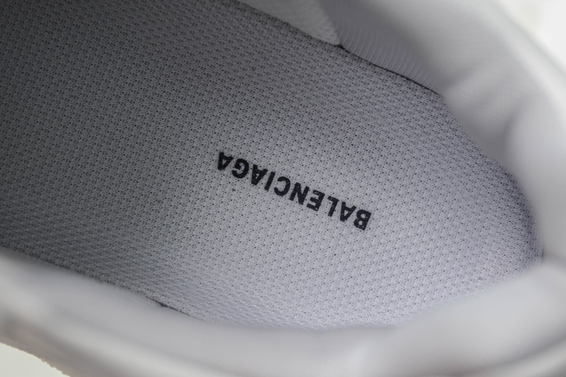 Balenciaga Triple S Logotype Sneaker in White、mysite、Cacoeks