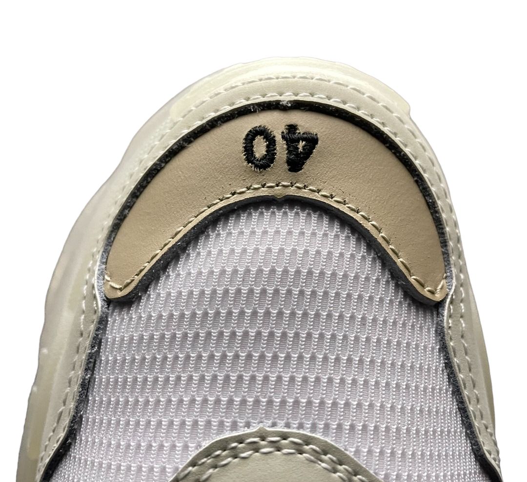 Balenciaga Triple S Sneaker Clear Sole in Beige、mysite、Cacoeks