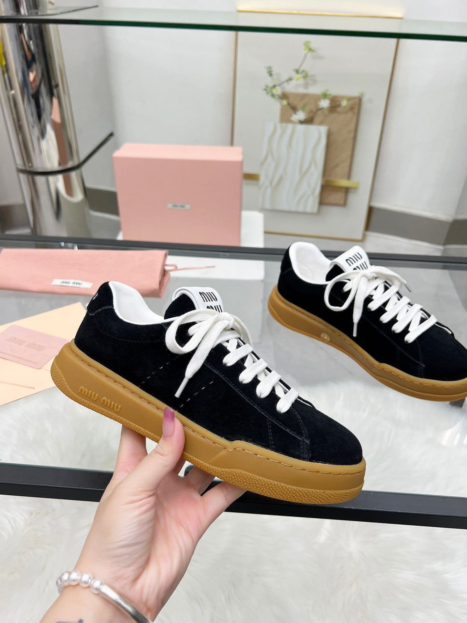 ECRU SNEAKERS IN BLACK SUEDE、mysite、Cacoeks