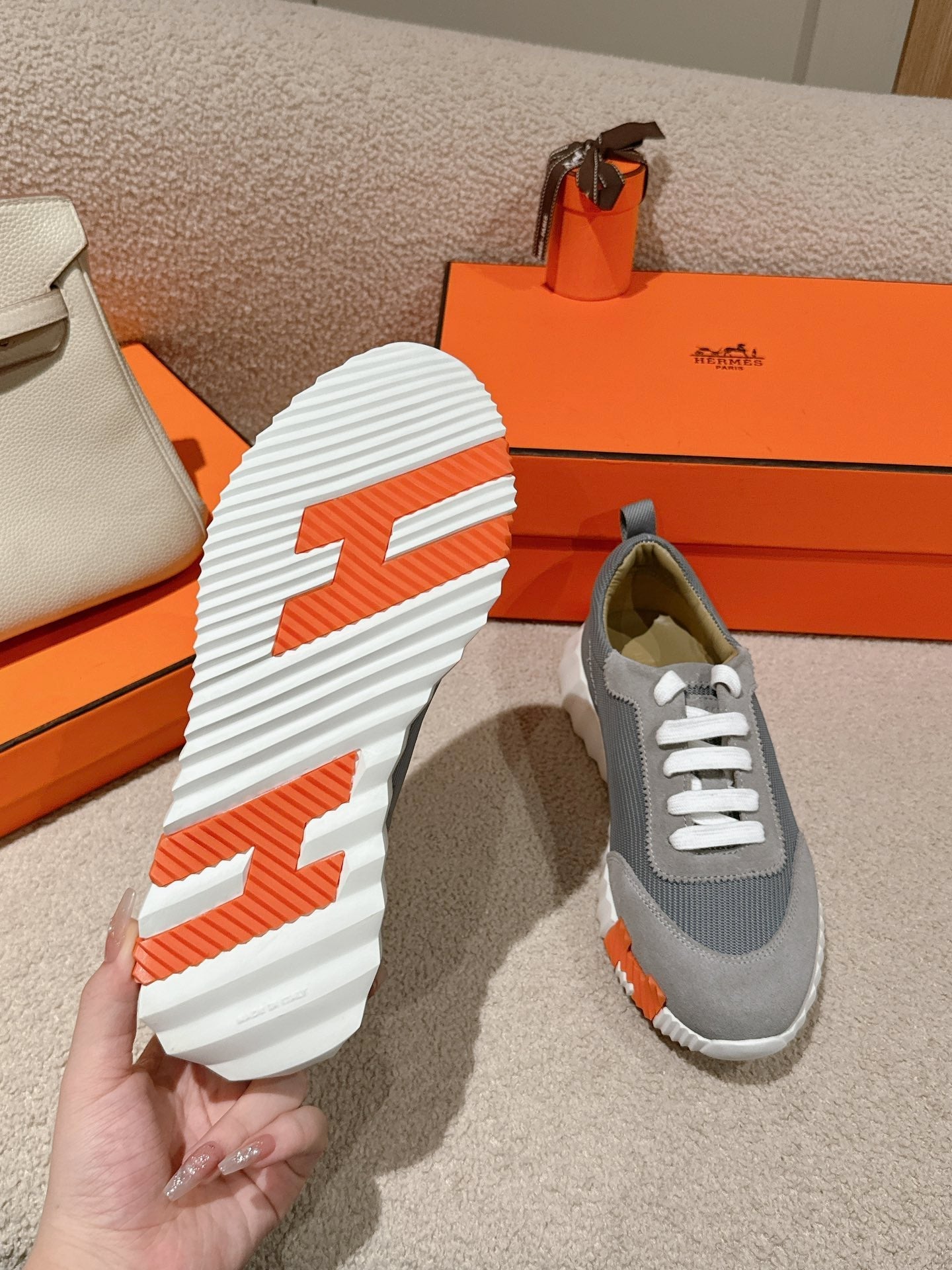 MAINLAND SNEAKER IN ASH GRAY SUEDE AND SHARK GRAY BREATHABLE MESH FABRIC、mysite、Cacoeks